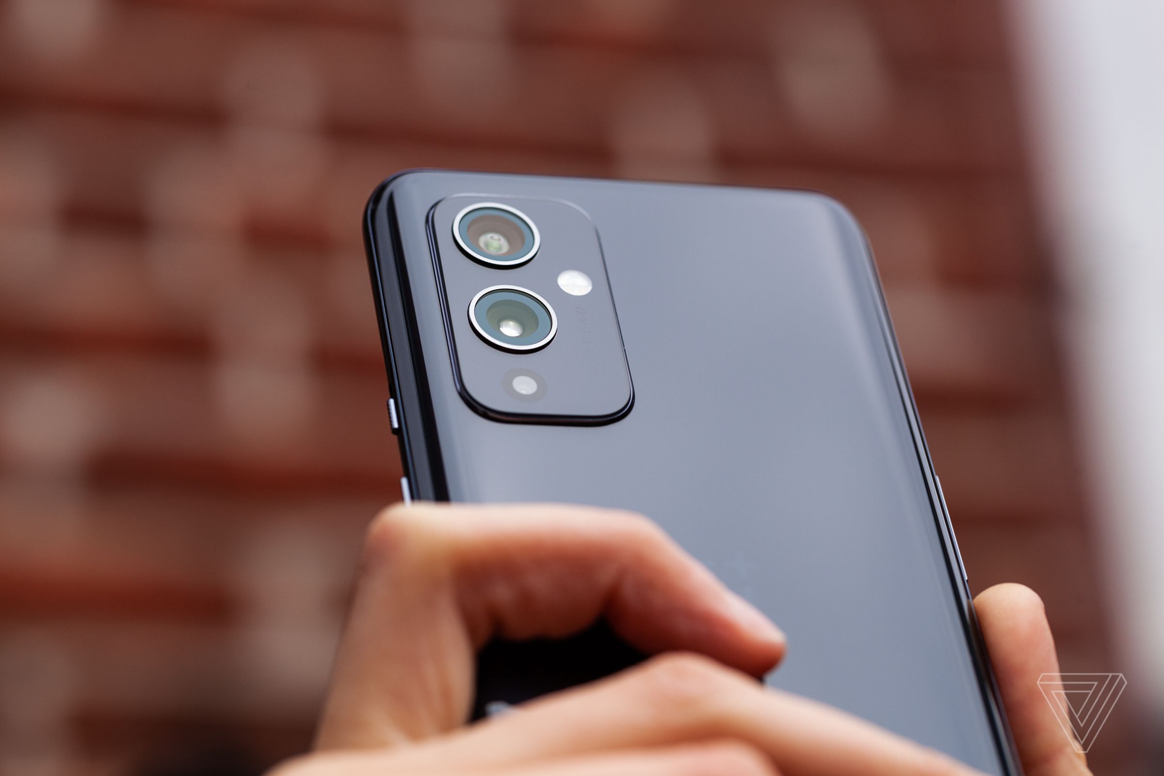The 9 features main and ultrawide rear cameras, plus a monochrome sensor for additional black-and-white information.