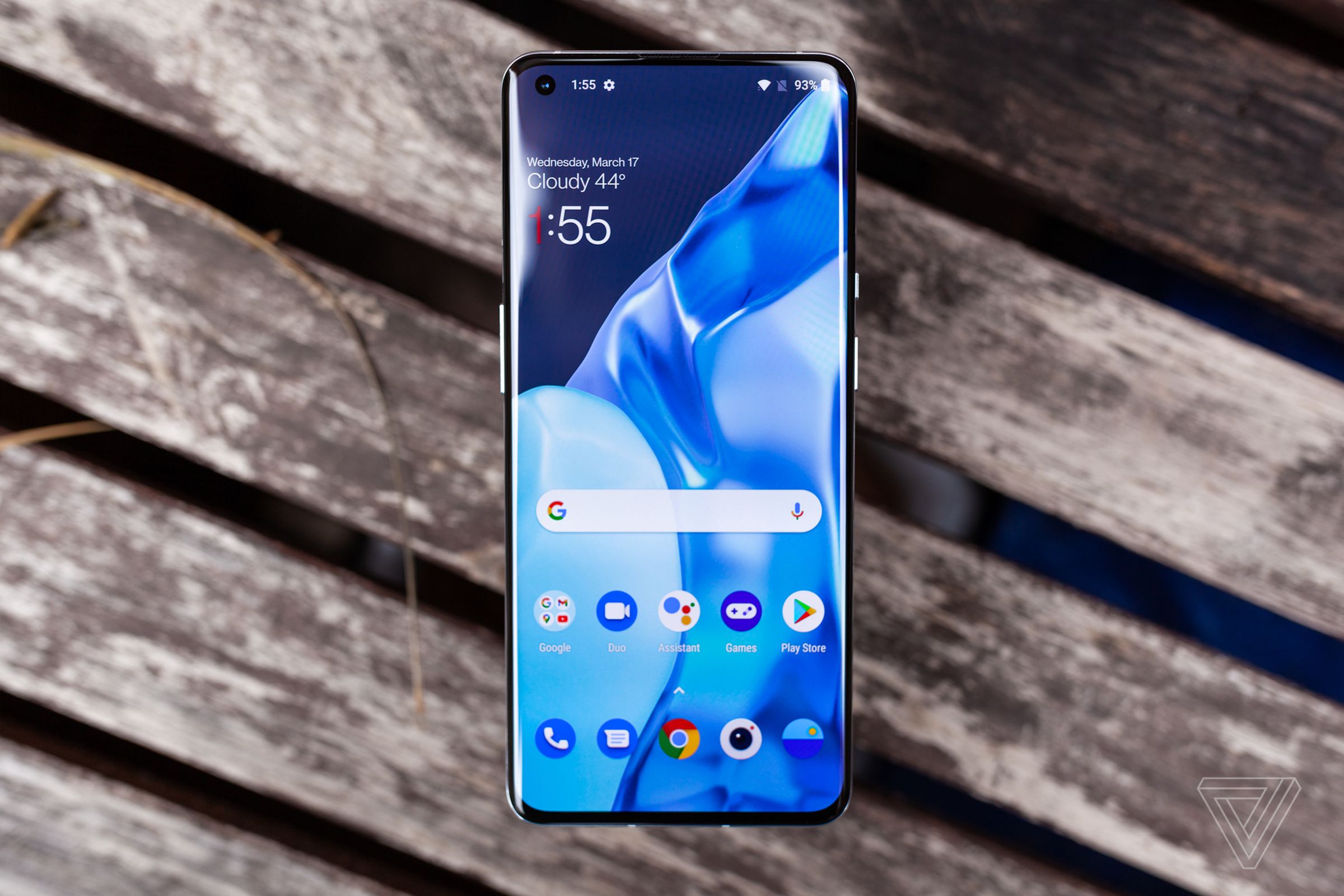 The OnePlus 9 Pro has an elegant design, but won’t support 5G on all networks