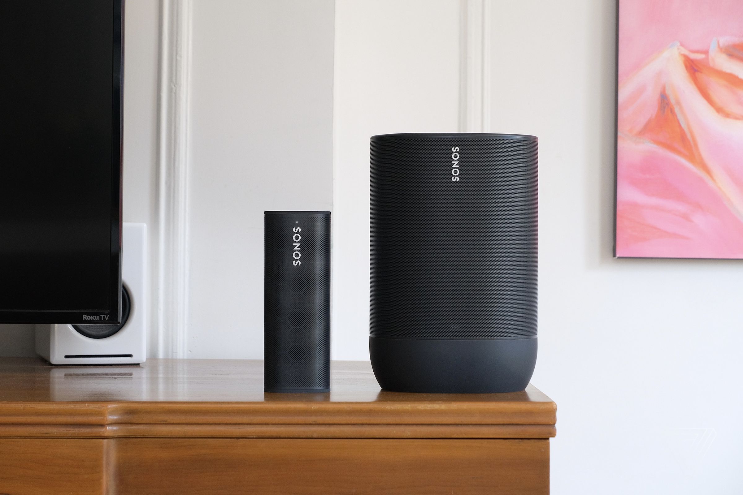 An image of the Sonos Roam and Sonos Move side by side.