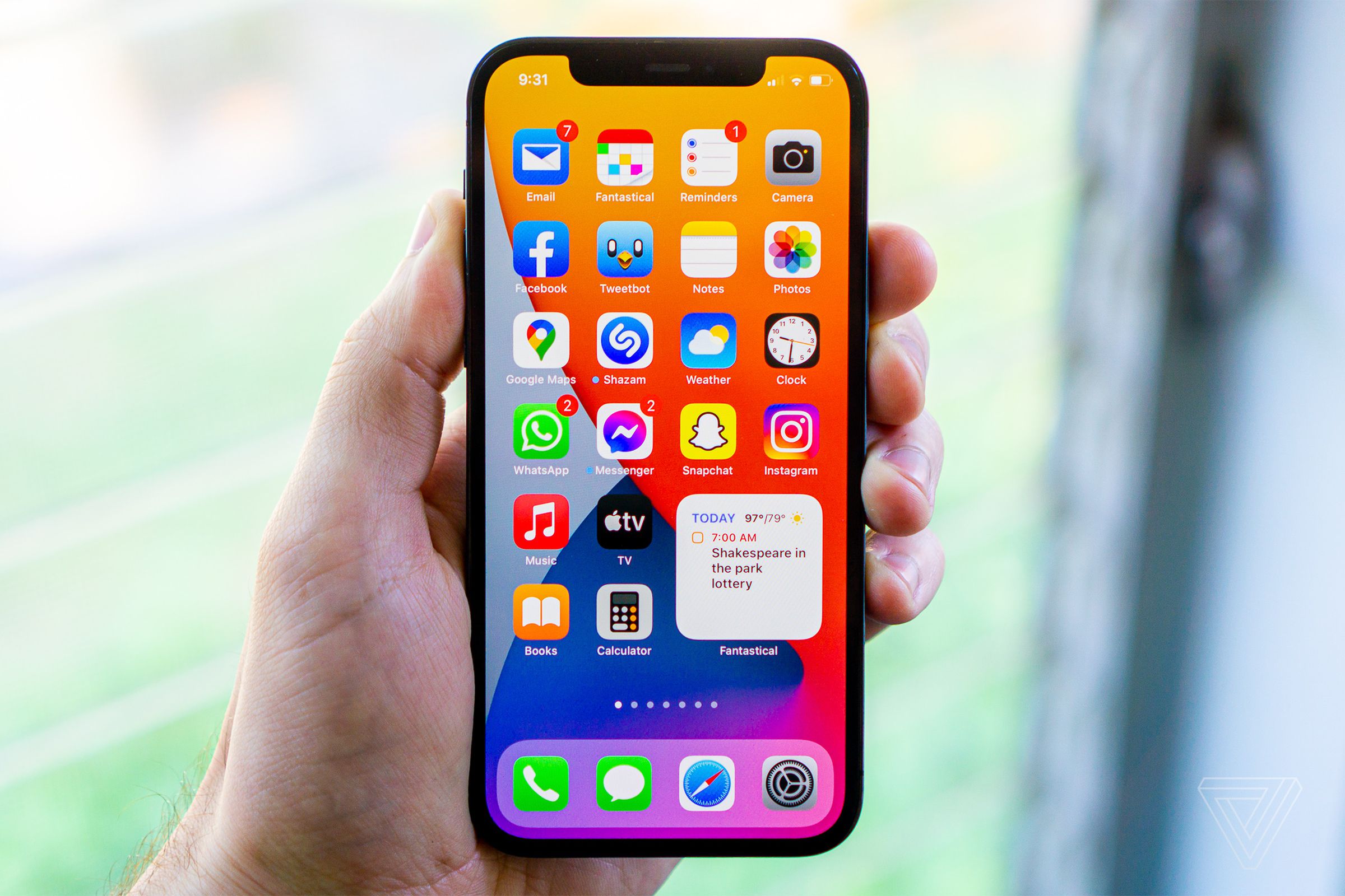 The iOS 15 homescreen is largely unchanged from iOS 14. 
