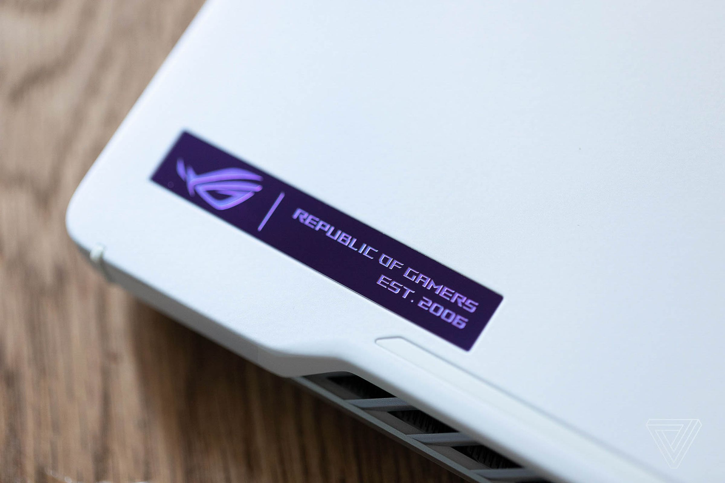 The Republic of Gamers nameplate on the lid of the Asus ROG Zephyrus G14.