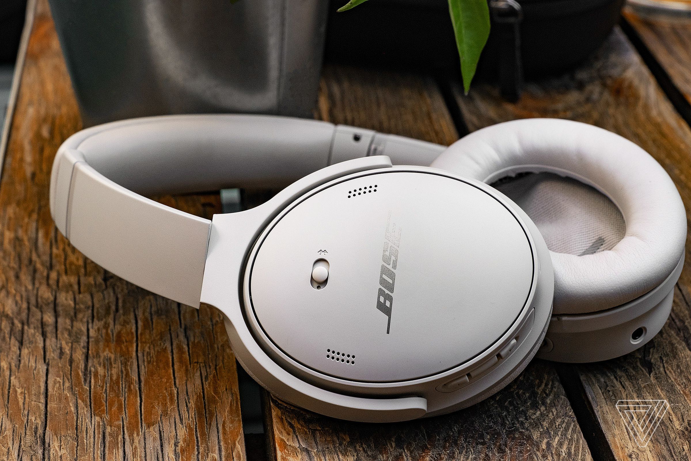 Bose’s QuietComfort 45 are the most comfortable noise-canceling headphones and are currently available at an all-time low.