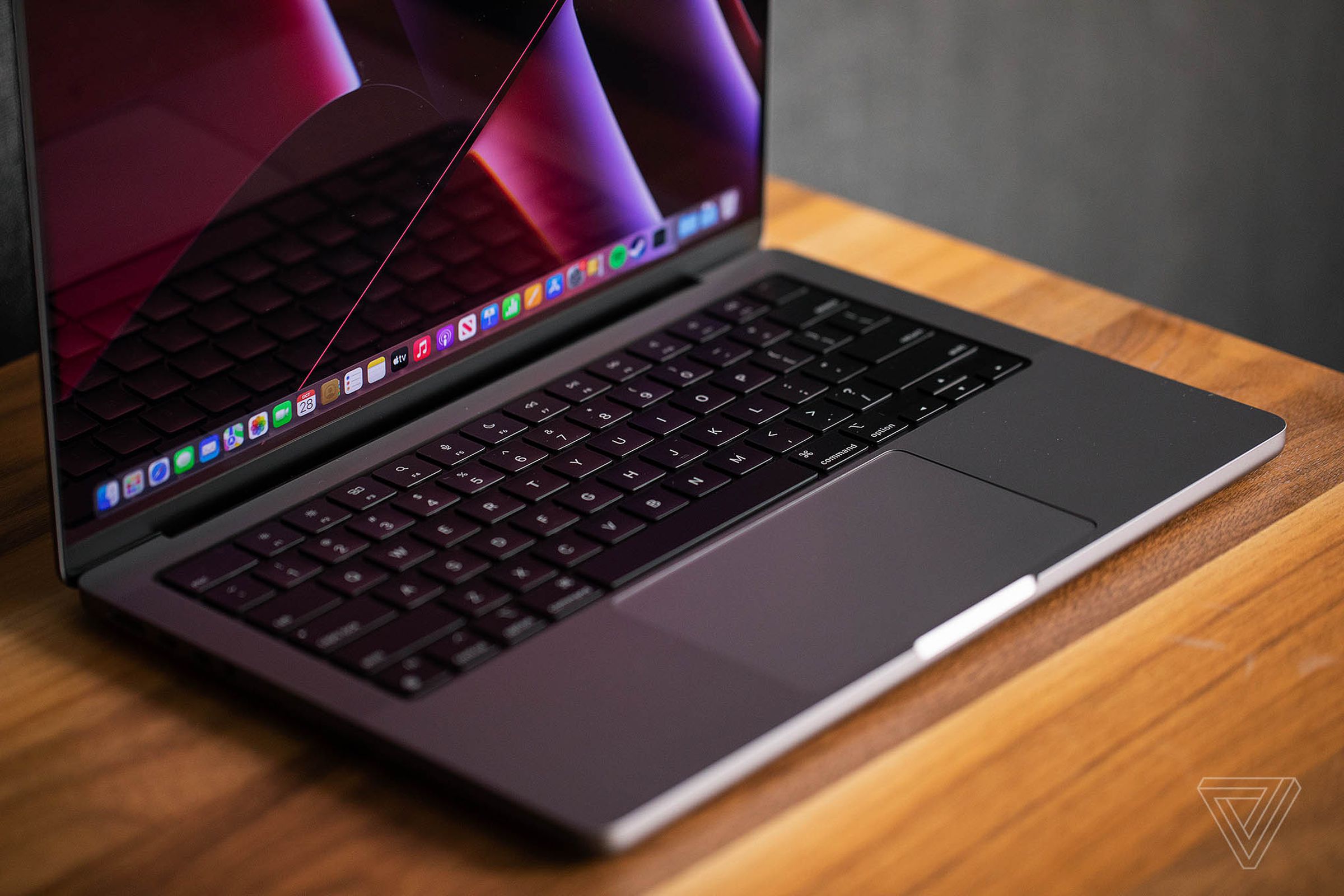 Best Laptop 2022: Apple MacBook Pro 14