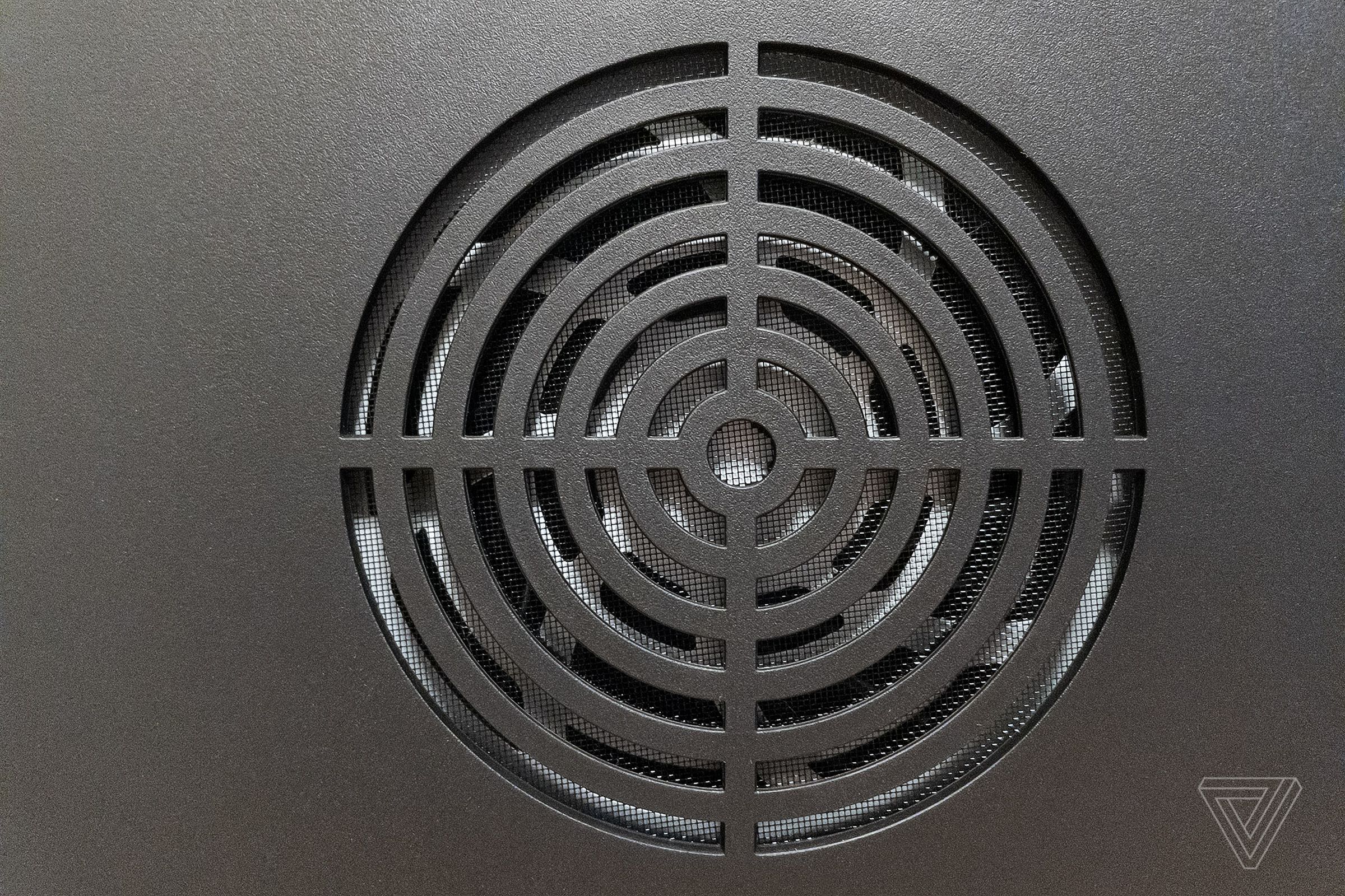 Here’s a closer look at the grille, where you can see the removable mesh grille on the inside.