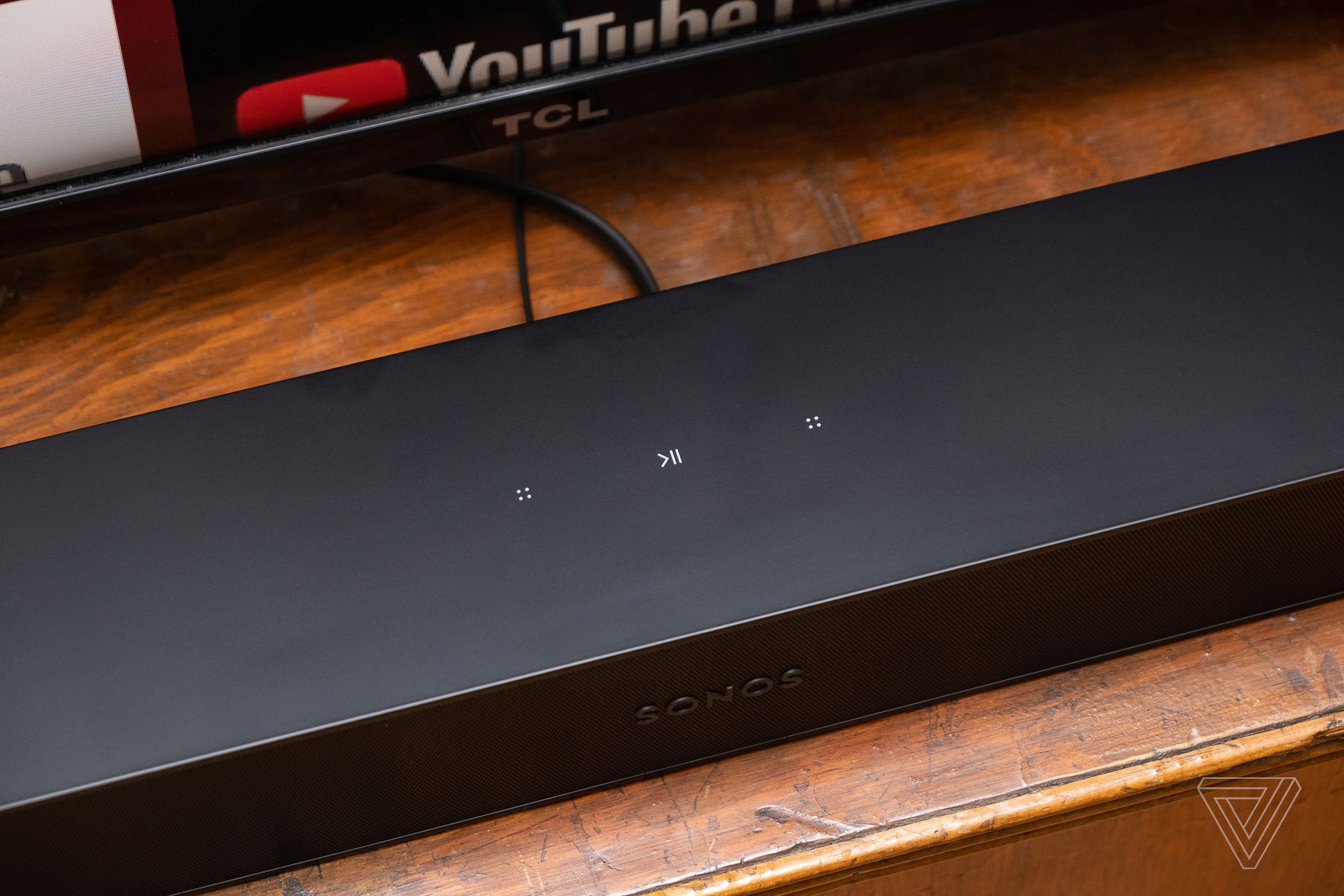 The Ray has the same capacitive touch controls as other Sonos soundbars.