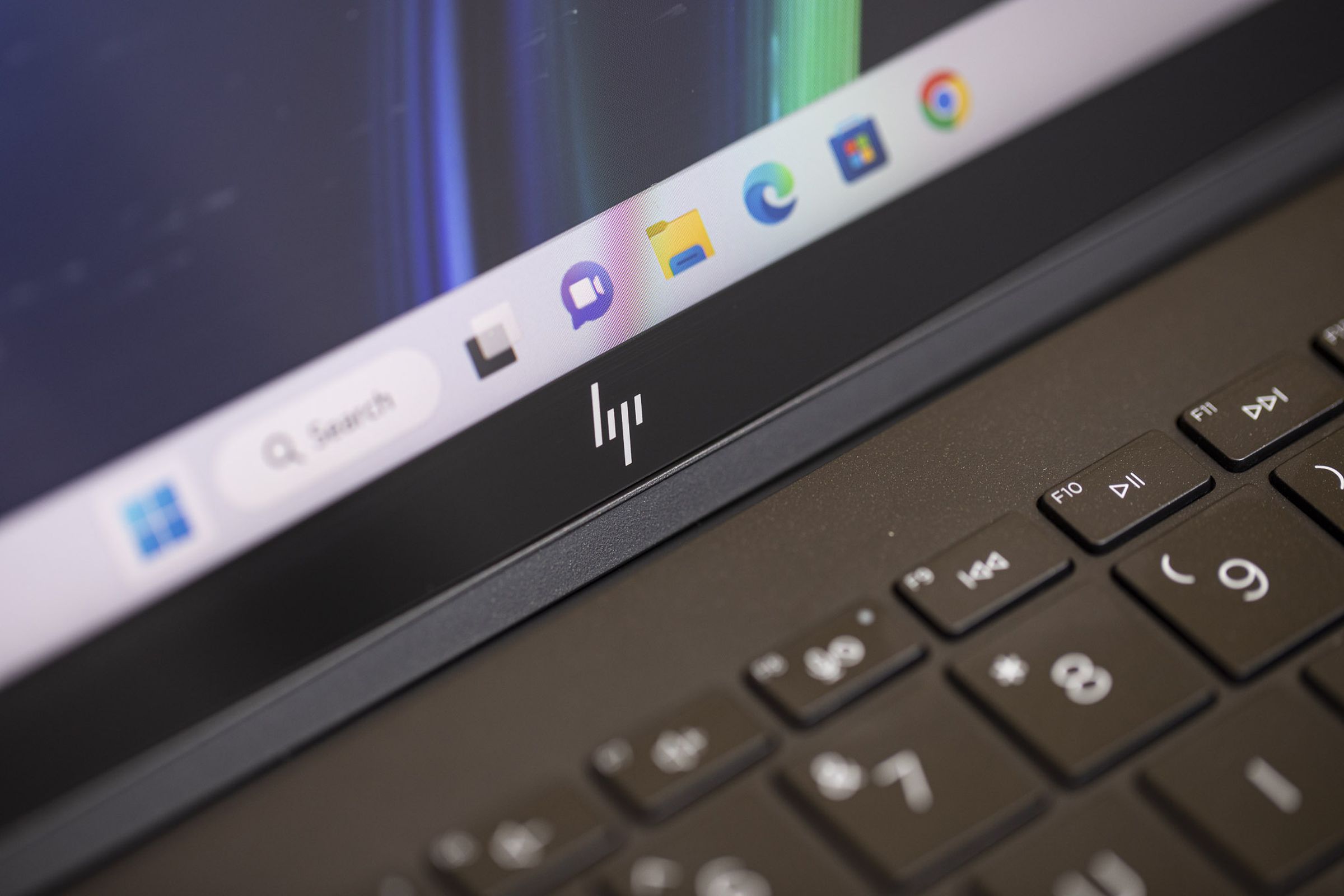The HP logo on the HP Dragonfly pro.