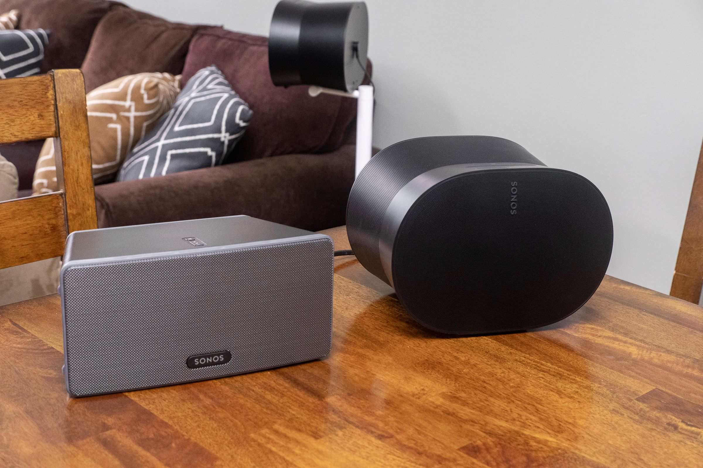 A photo of the Sonos Play:3 and Era 300 side by side.