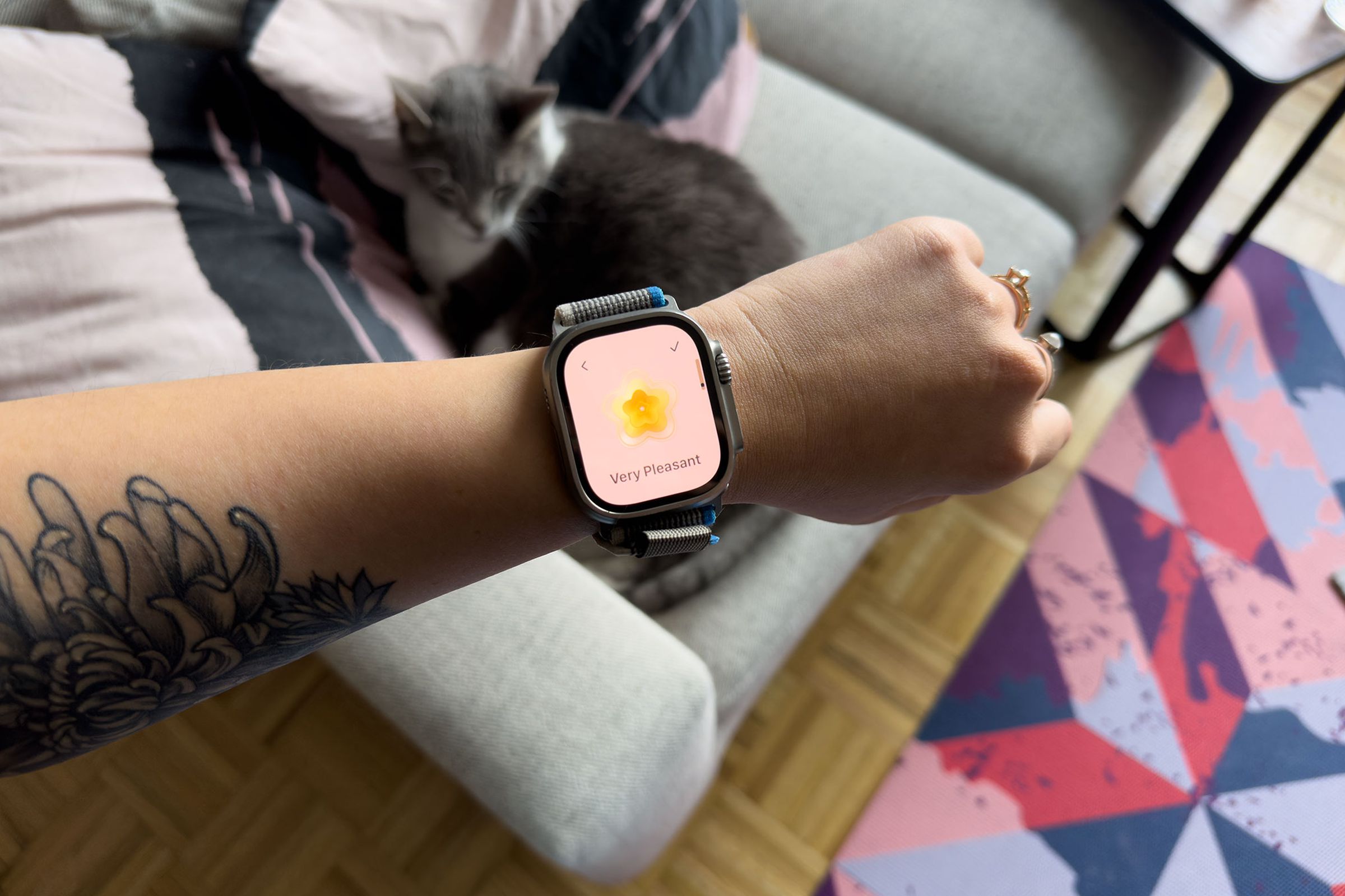 Photo of Very Pleasant mood logging screen on Apple Watch Ultra