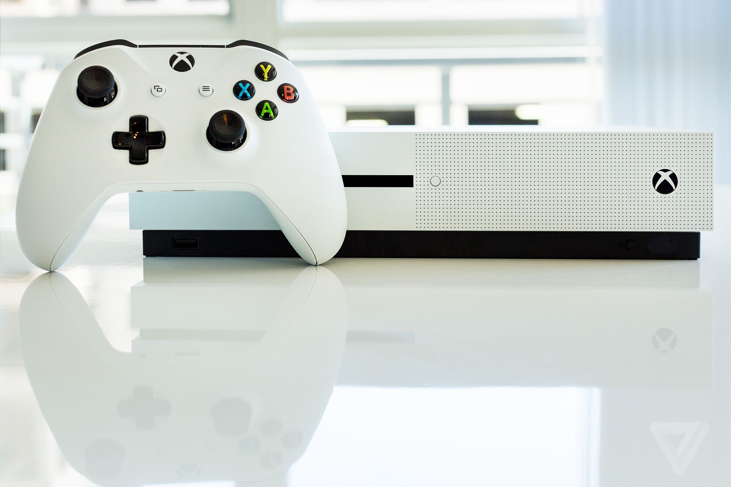 Xbox one s обзор. Xbox one s. Xbox 1s. Xbox one Box. Xbox Xbox one s.