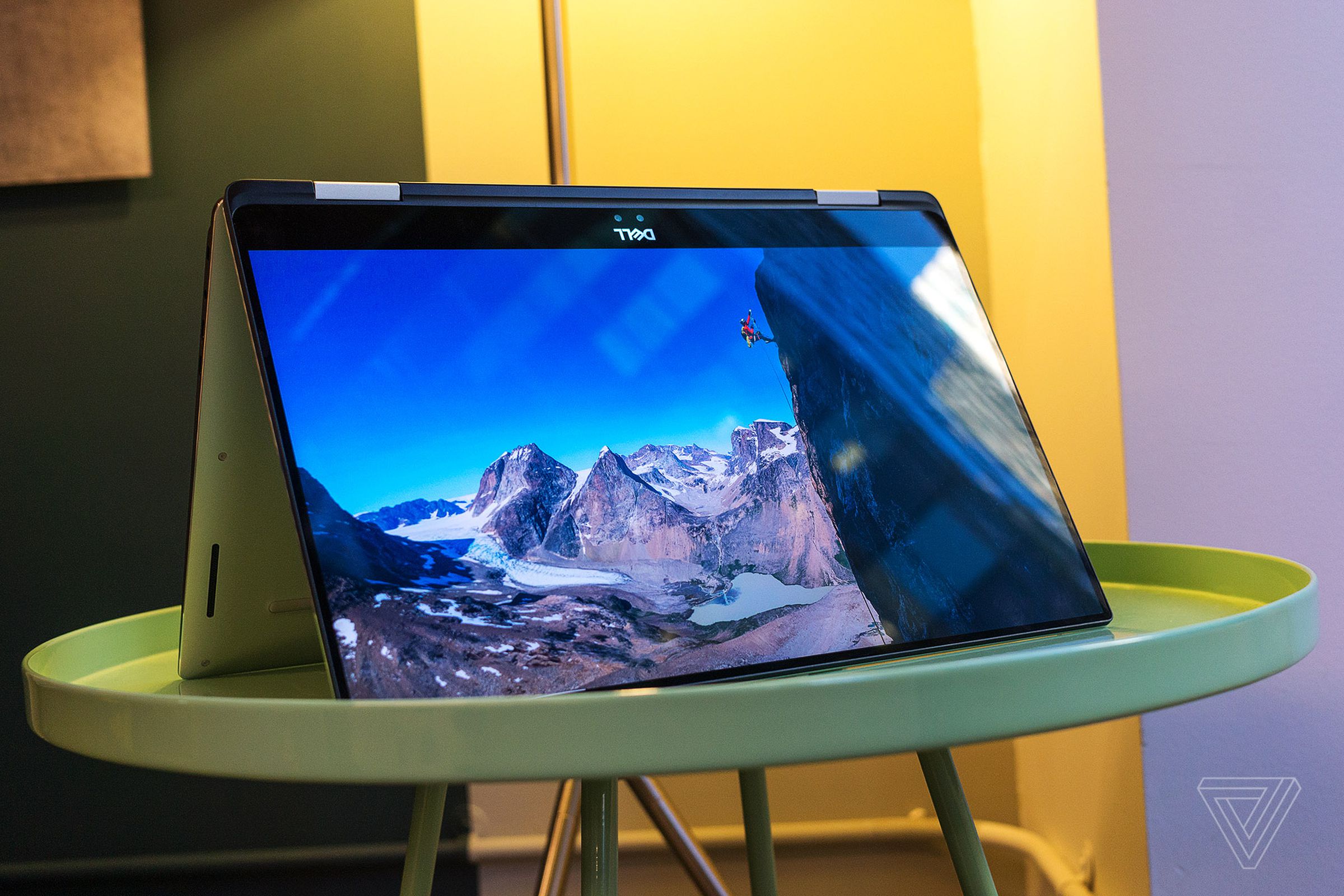 Dell’s XPS 15 2-in-1