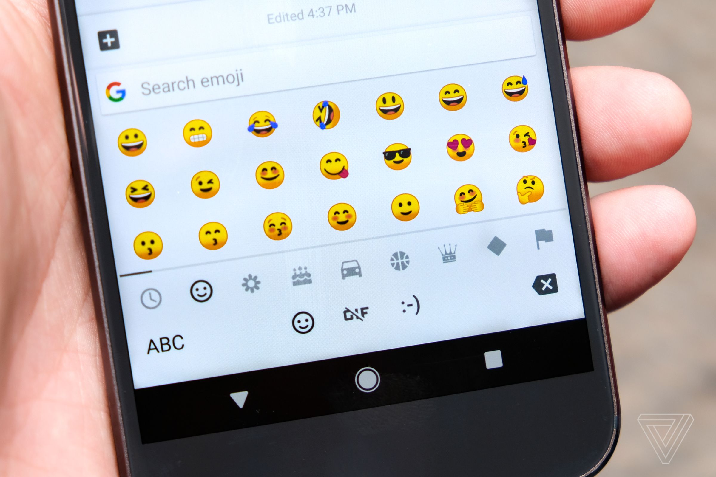 These new emoji will soon replace the blobs on Nexus and Pixel devices. 