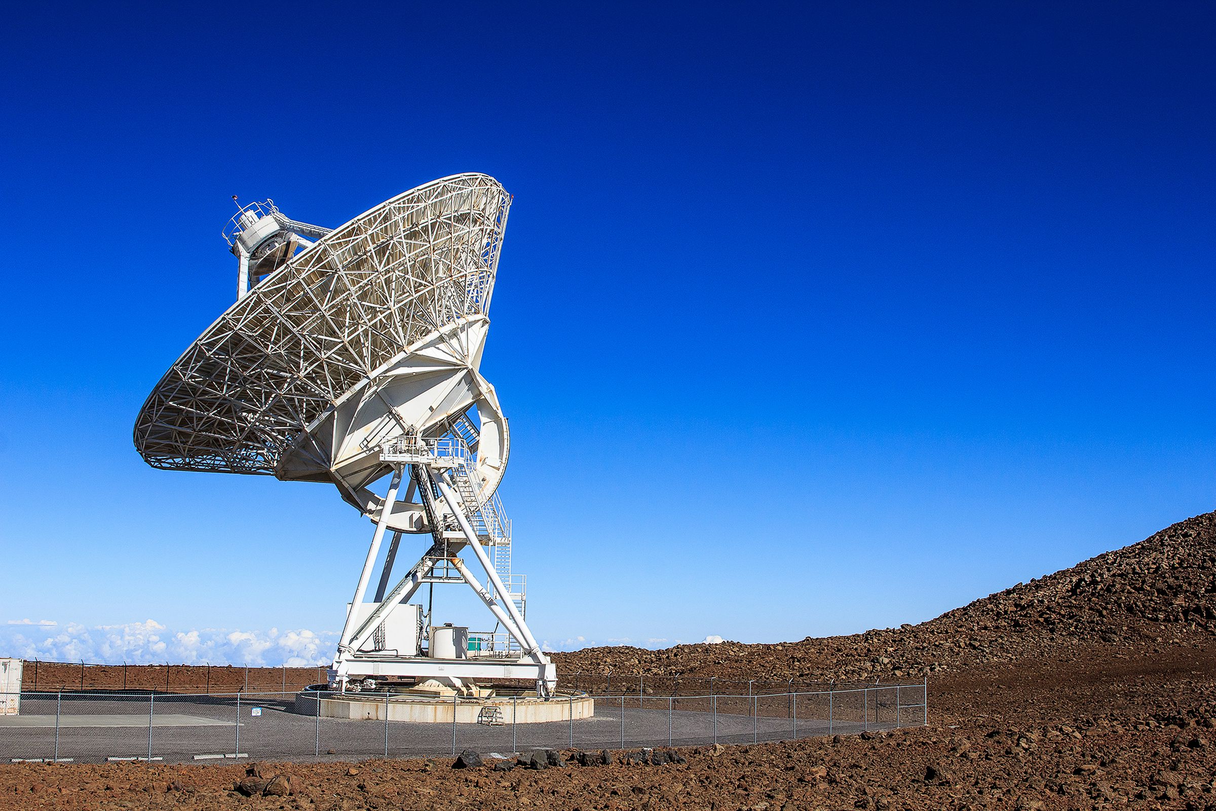 One of the telescopes of the Very Long Baseline Array near the summit of Mauna Kea in Hawaii.