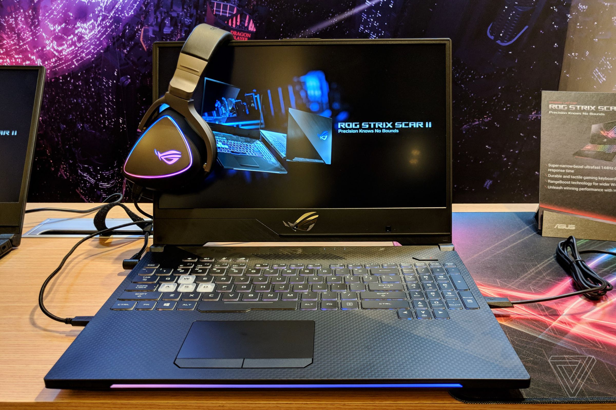 Asus ROG Delta Type-C on the Scar II laptop at Computex 2018