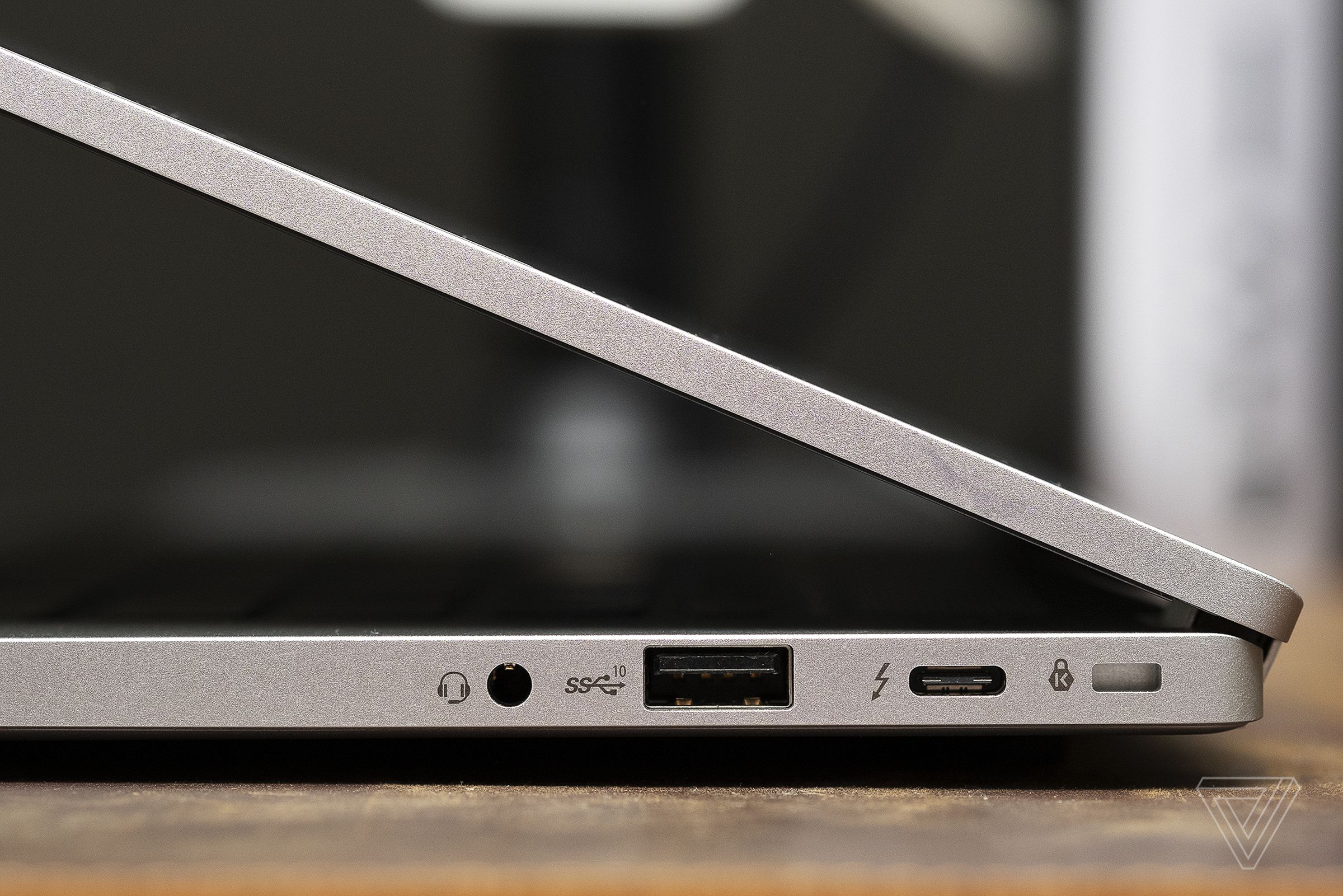 3.5mm audio jack, 10Gbps USB-A, and Thunderbolt 4 can be found on the right edge.
