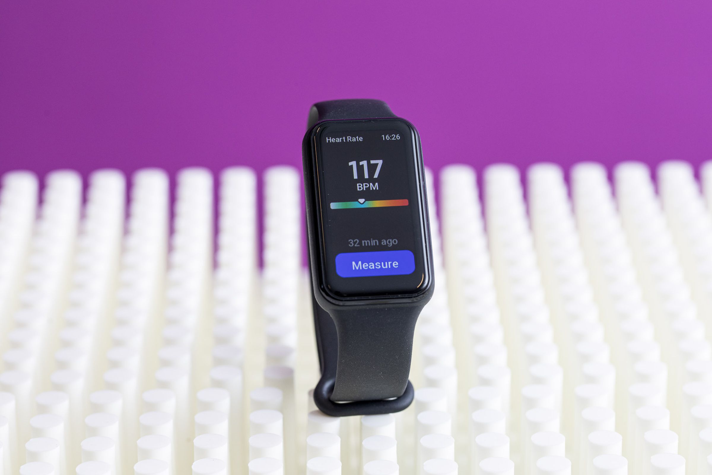 Close up of Amazfit Band 7 showing heart rate