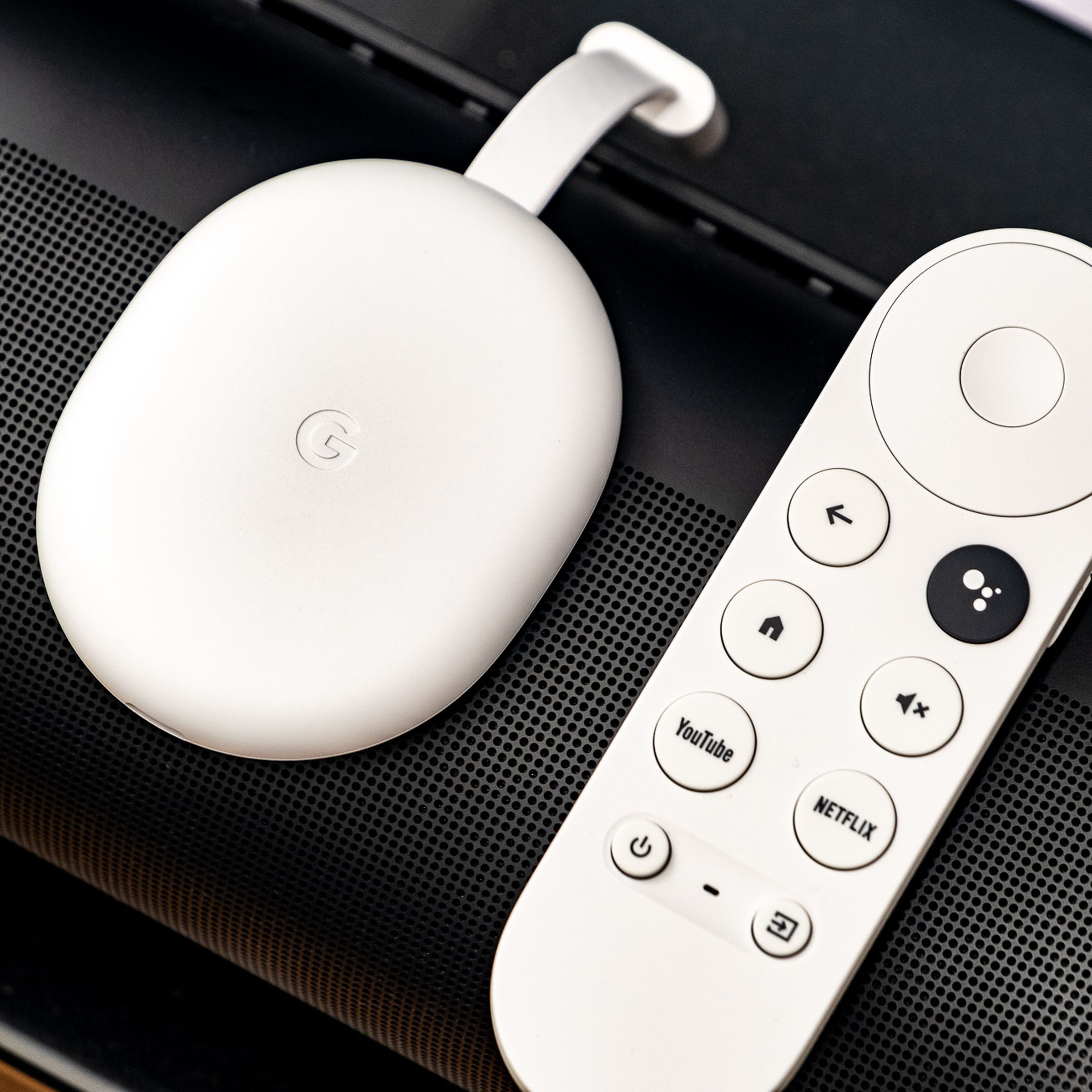 Google Chromecast with remote