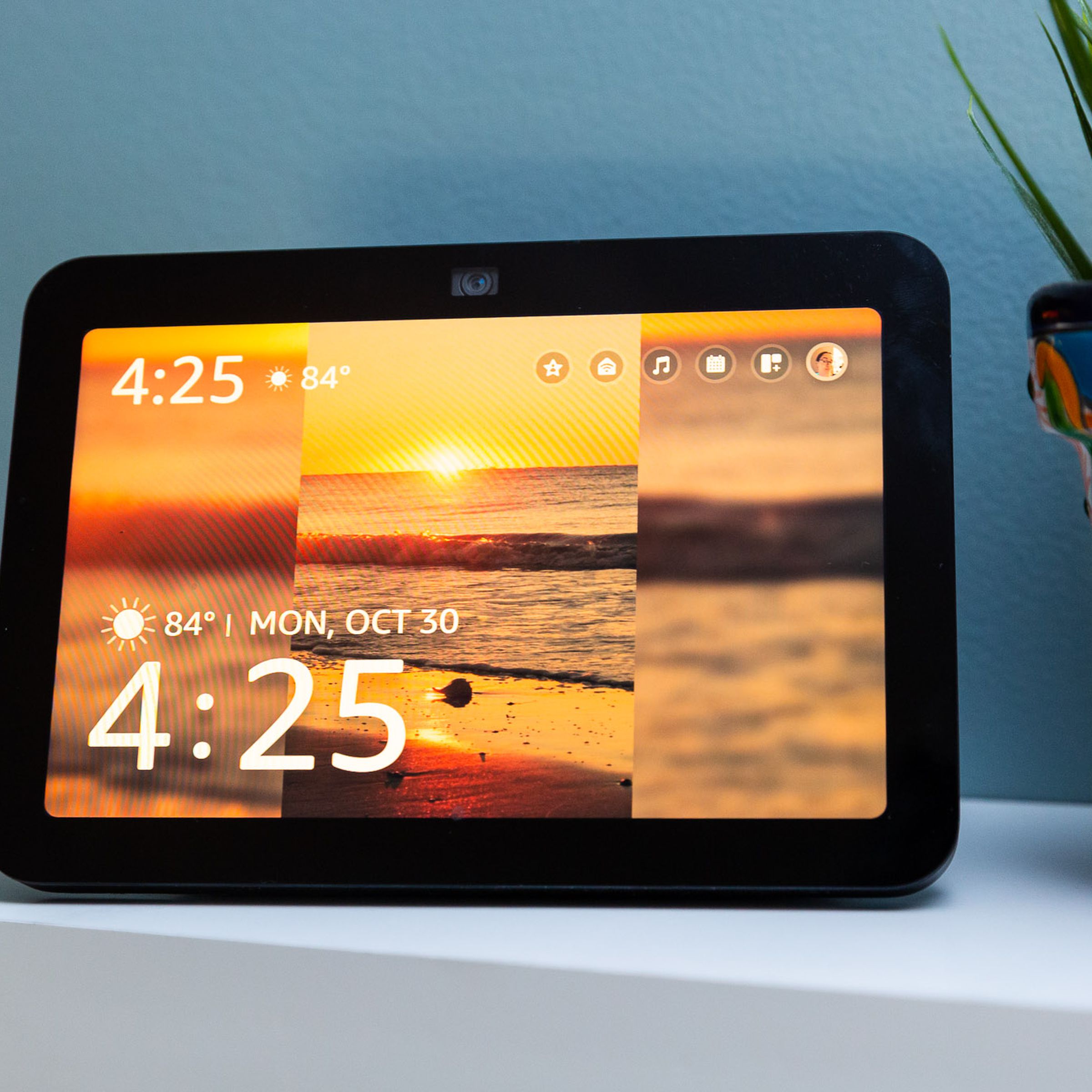 A photo showing an Amazon Echo Show 8