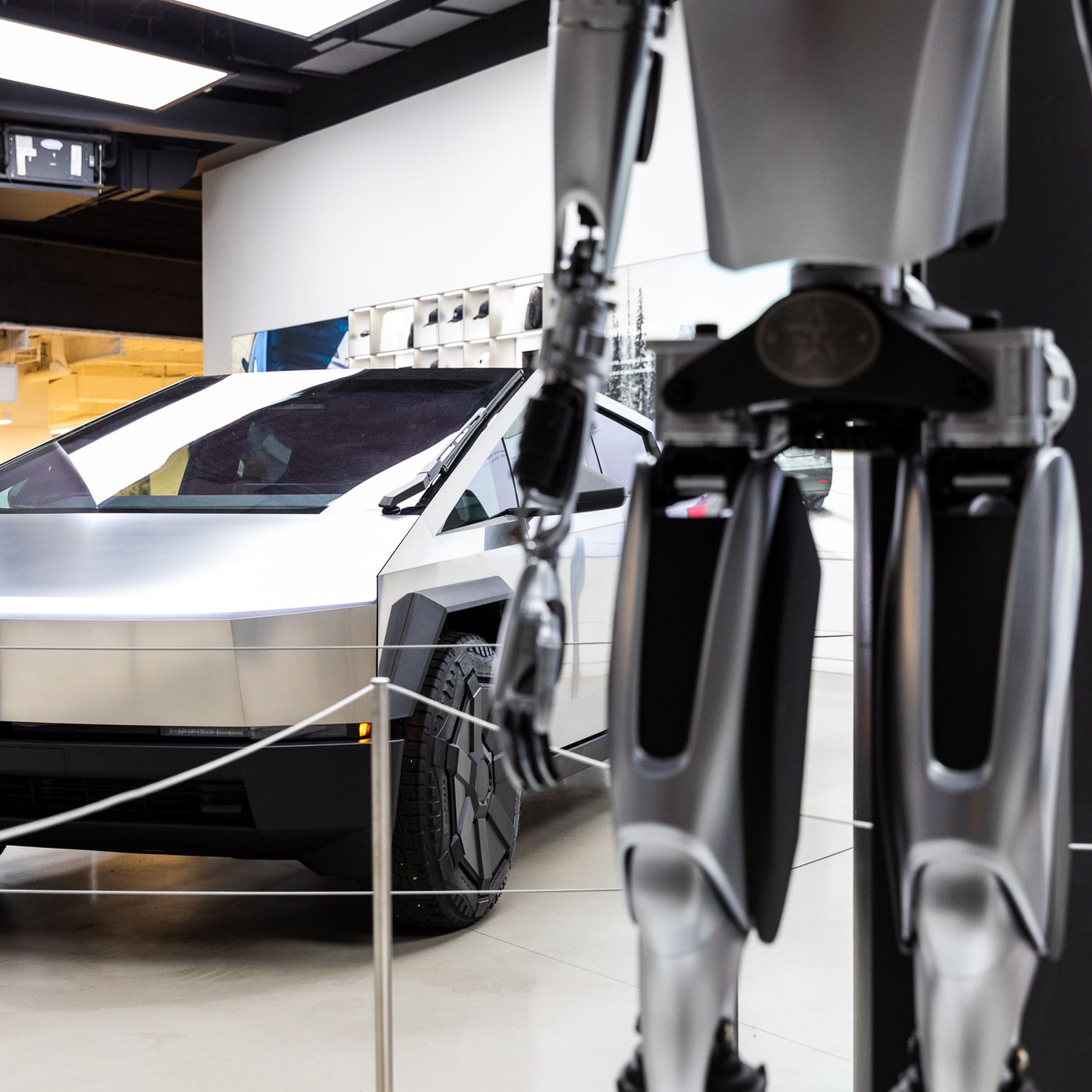 Tesla Cybertruck and Optimus robot