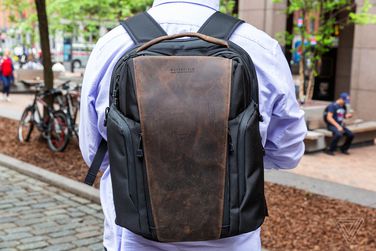 Waterfield Designs Pro Executive Laptop review: a backpack for adults ...