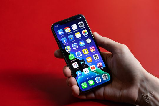 Apple’s iOS 13 is running on 50 percent of all iPhones after three ...