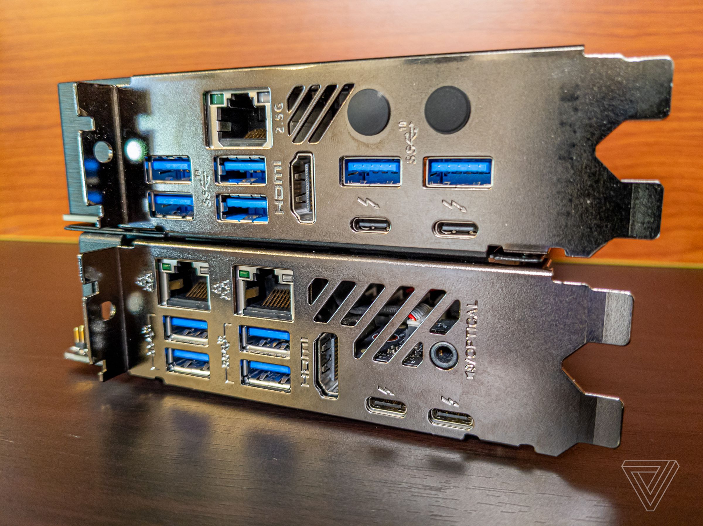 <em>One fewer Ethernet port on the new Compute Module, but you get 2.5Gbps instead of Gigabit and Thunderbolt 4 instead of 3.</em>