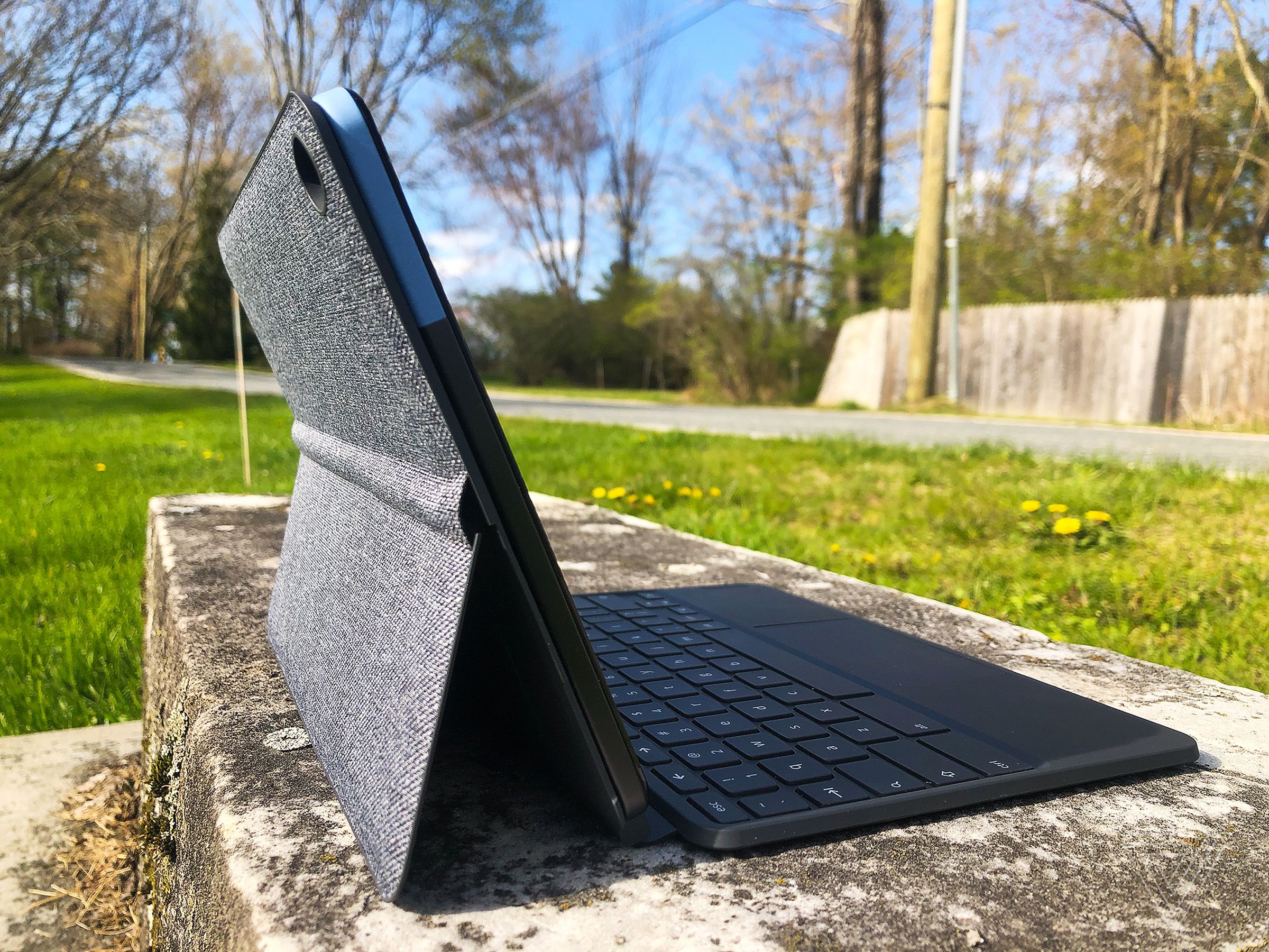 Best Cheap Laptop 2022: Lenovo Chromebook Duet