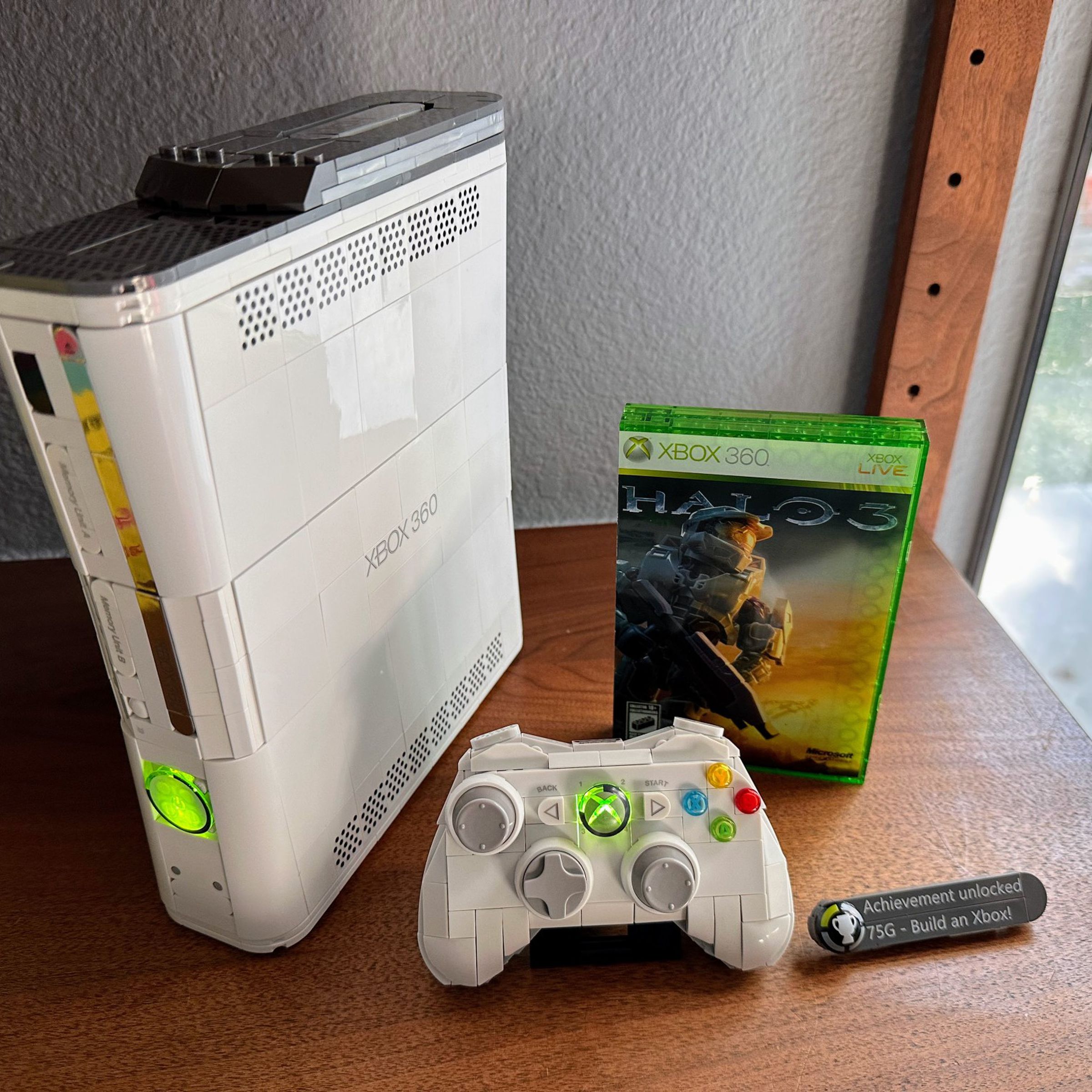 Along with the Xbox 360 console, you can also build a controller and a “copy” of Halo 3.