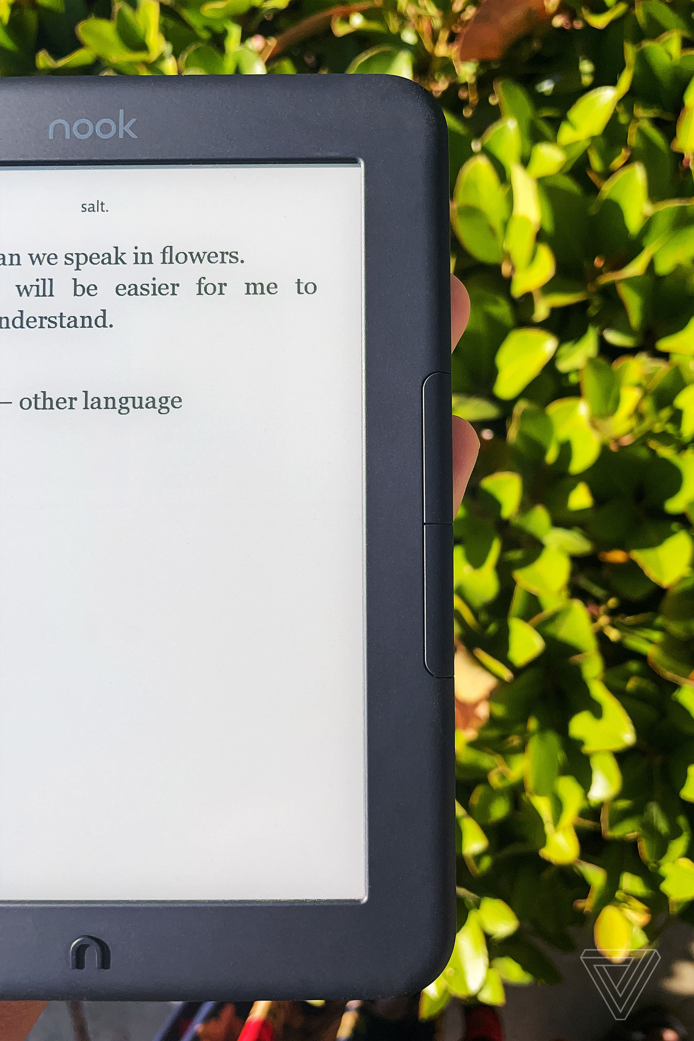 The Nook GlowLight 4e comes with physical page-turning buttons.
