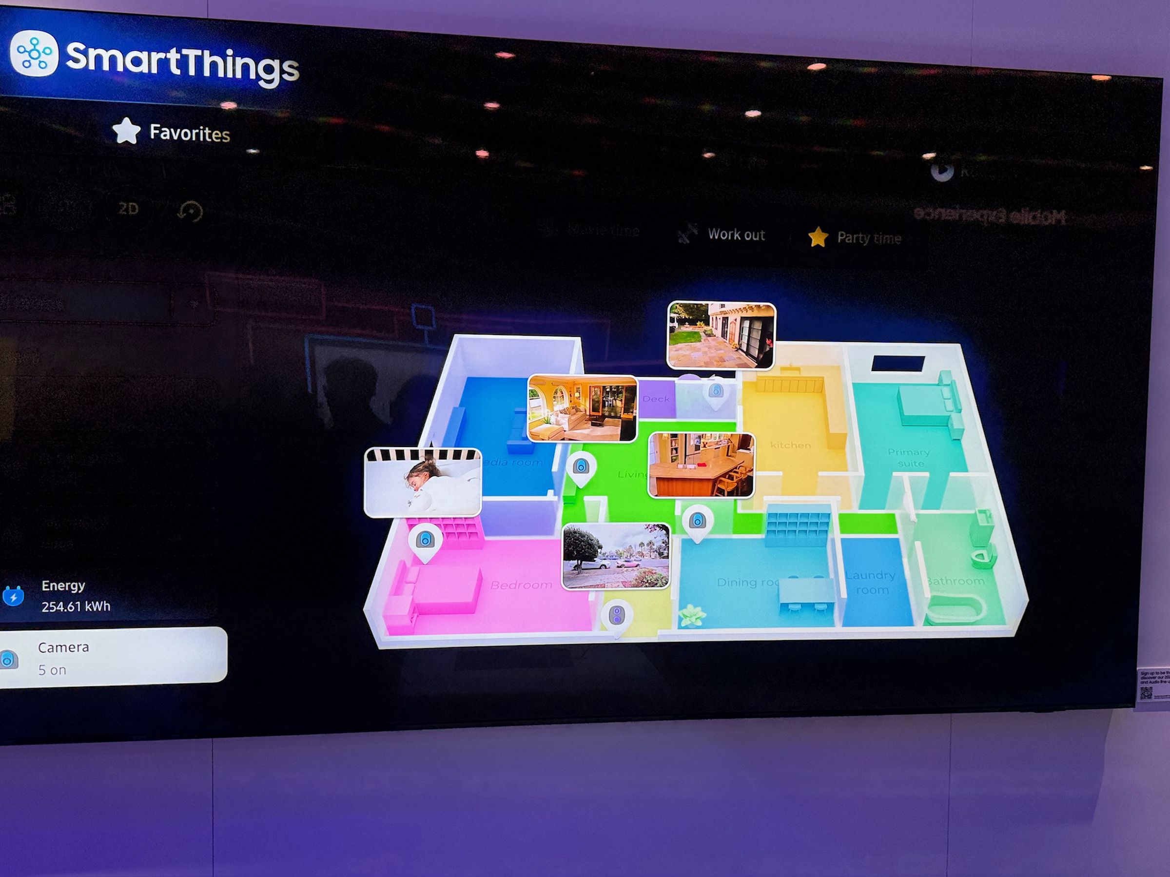 Samsung’s Map View lets you select device types and see status of all compatible devices. This is the camera view.