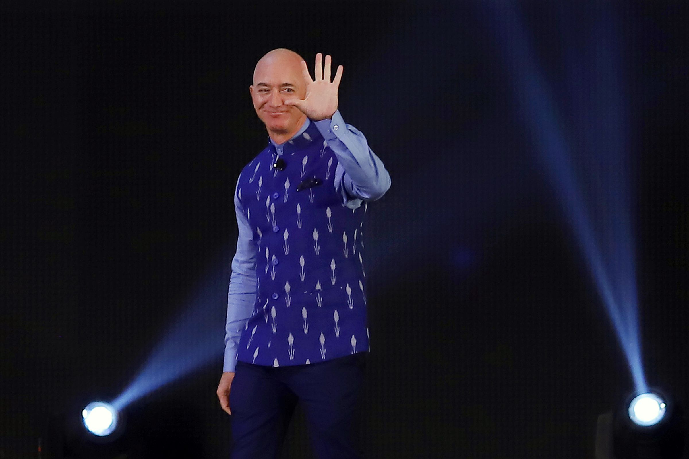 Jeff Bezos’s India Visit Marked By Probe and Protests