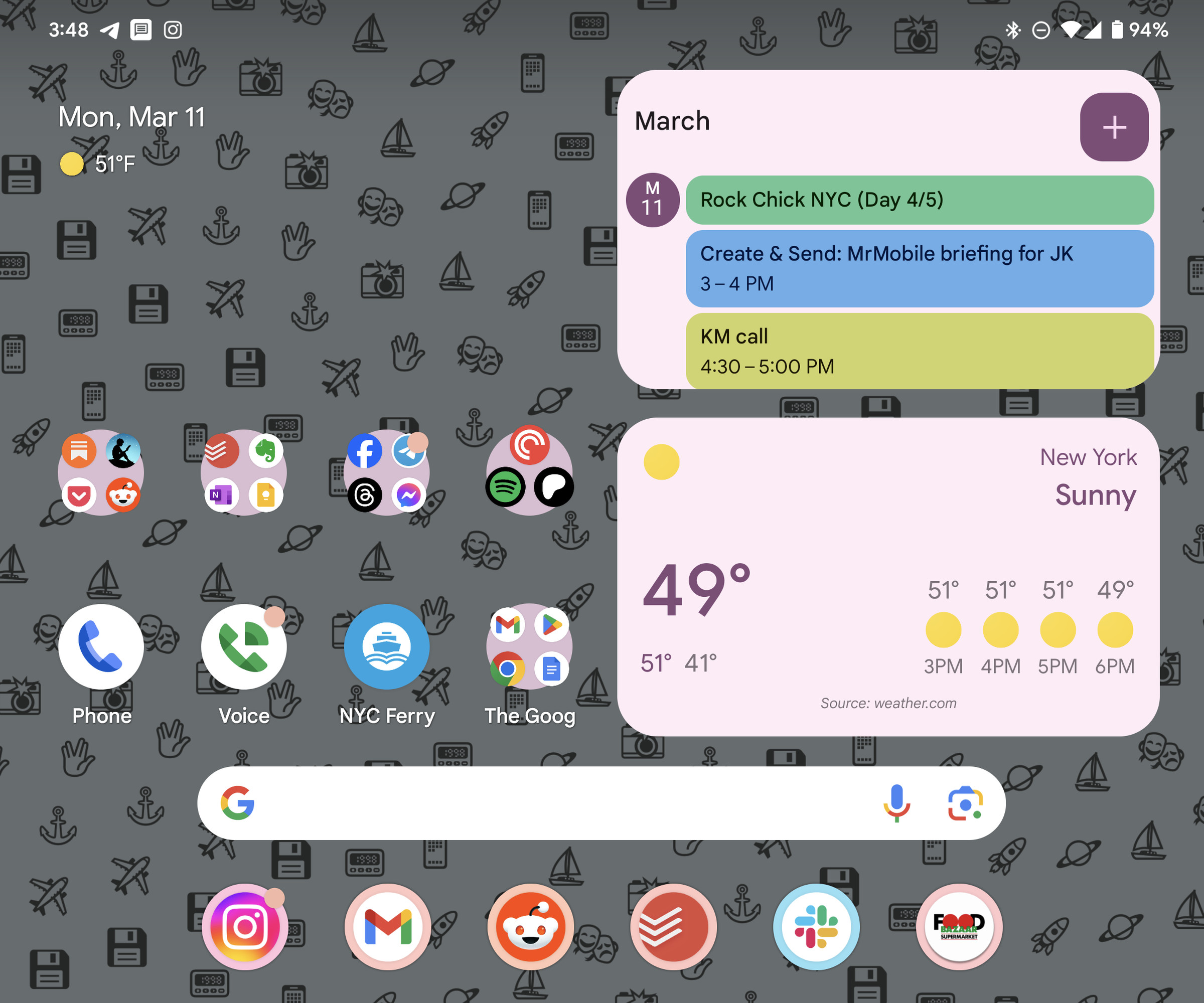 A screenshot of the homescreen of a Pixel Fold