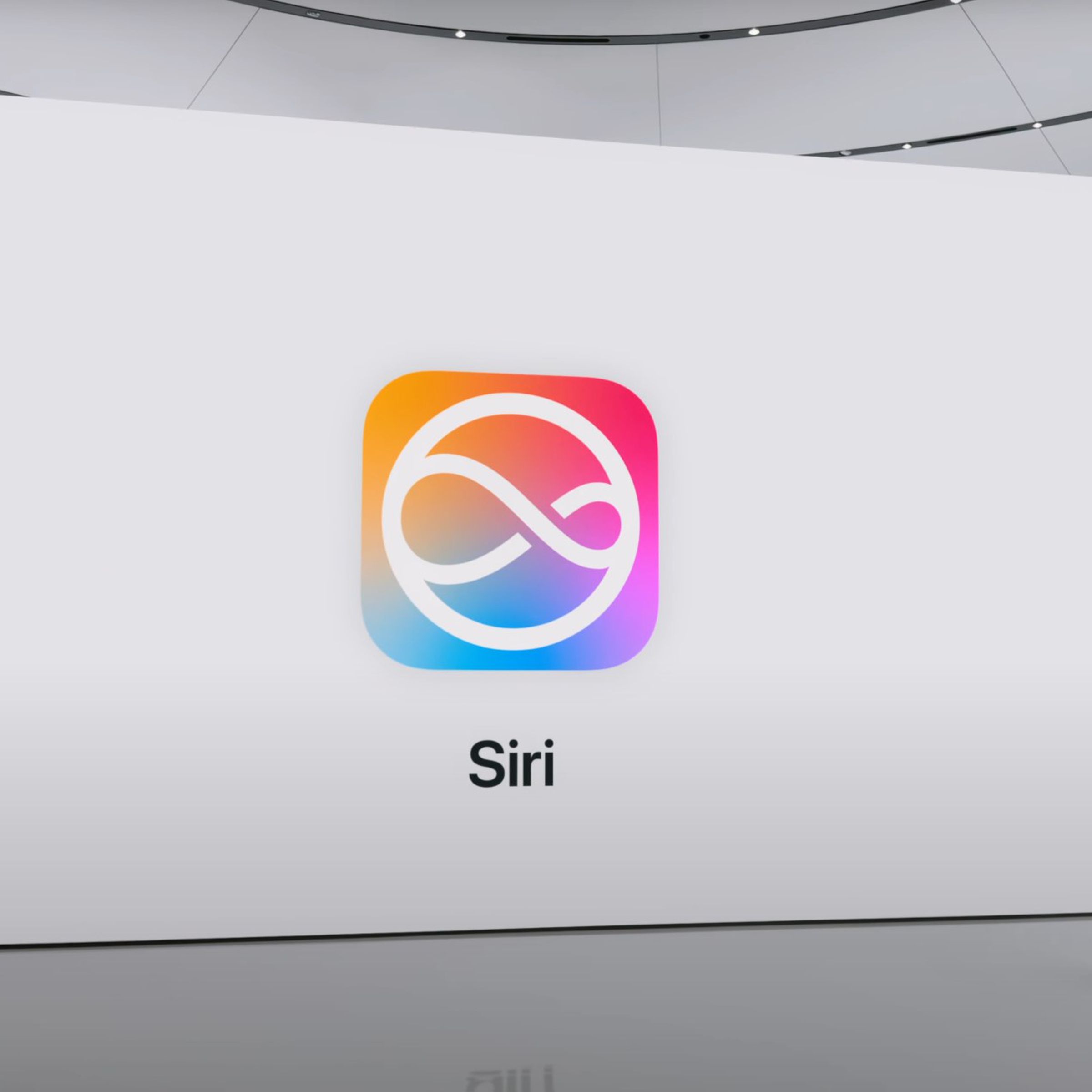 Apple showing off Siri’s updated logo at WWDC 2024.