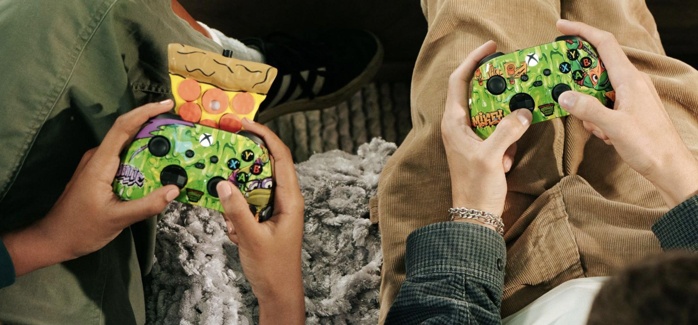 The custom pizza-scented Xbox controllers.