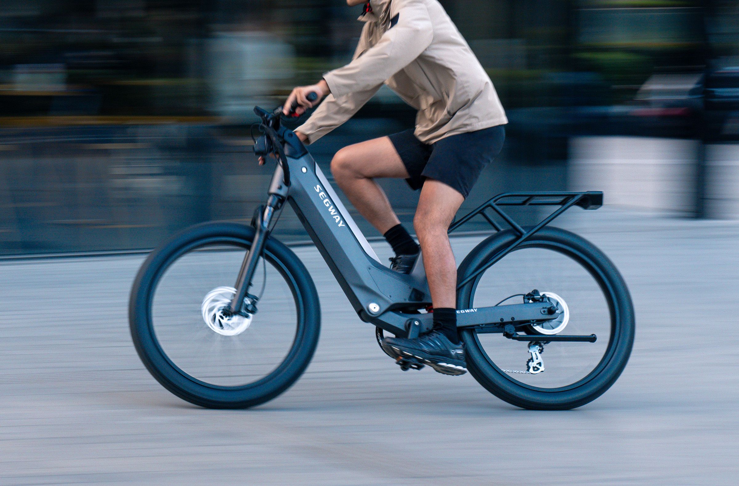 <em>The Segway Xafari is a full-suspension (80mm front / 70mm) e-bike with extra-wide tires.</em>