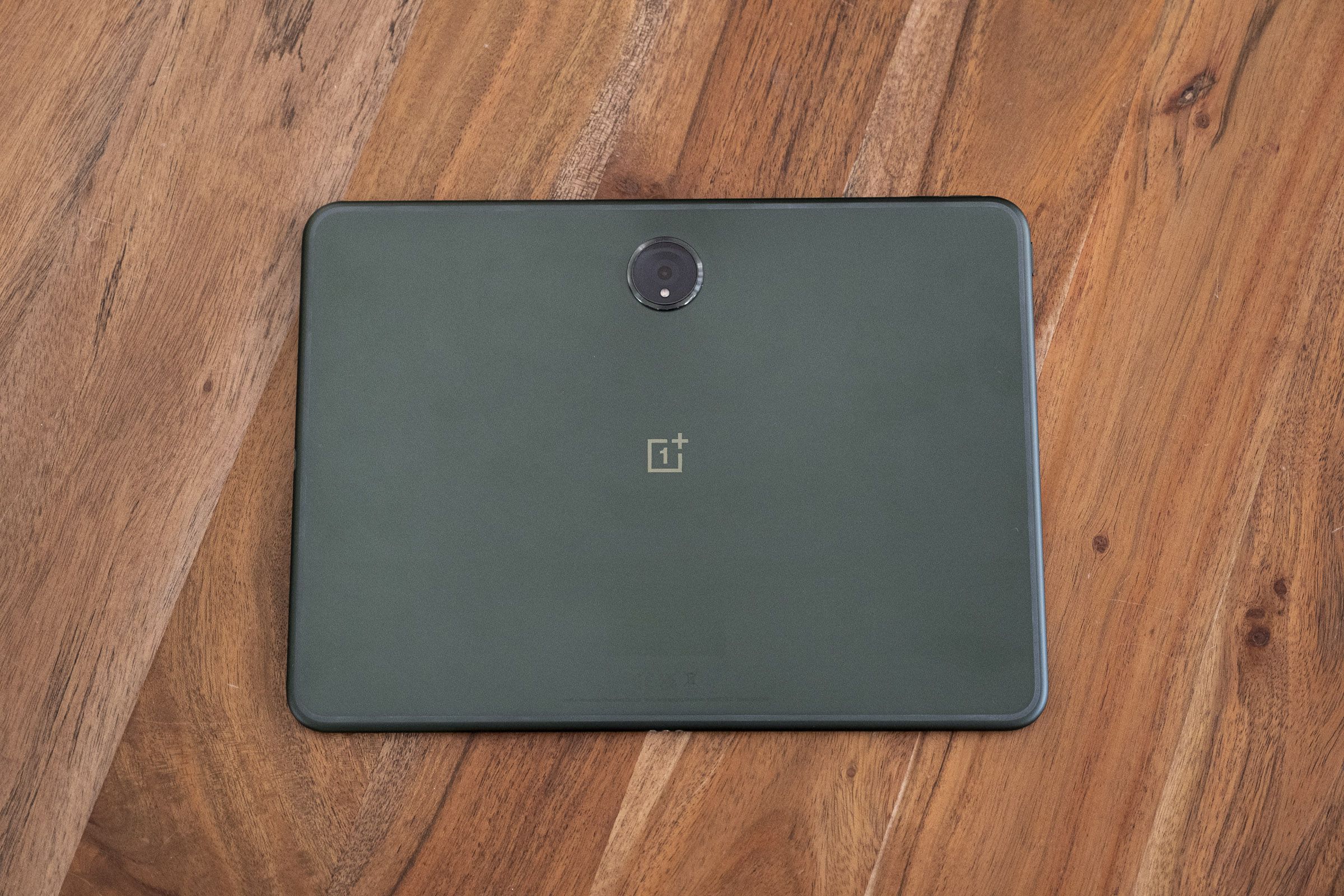 A view of the back of the OnePlus Pad
