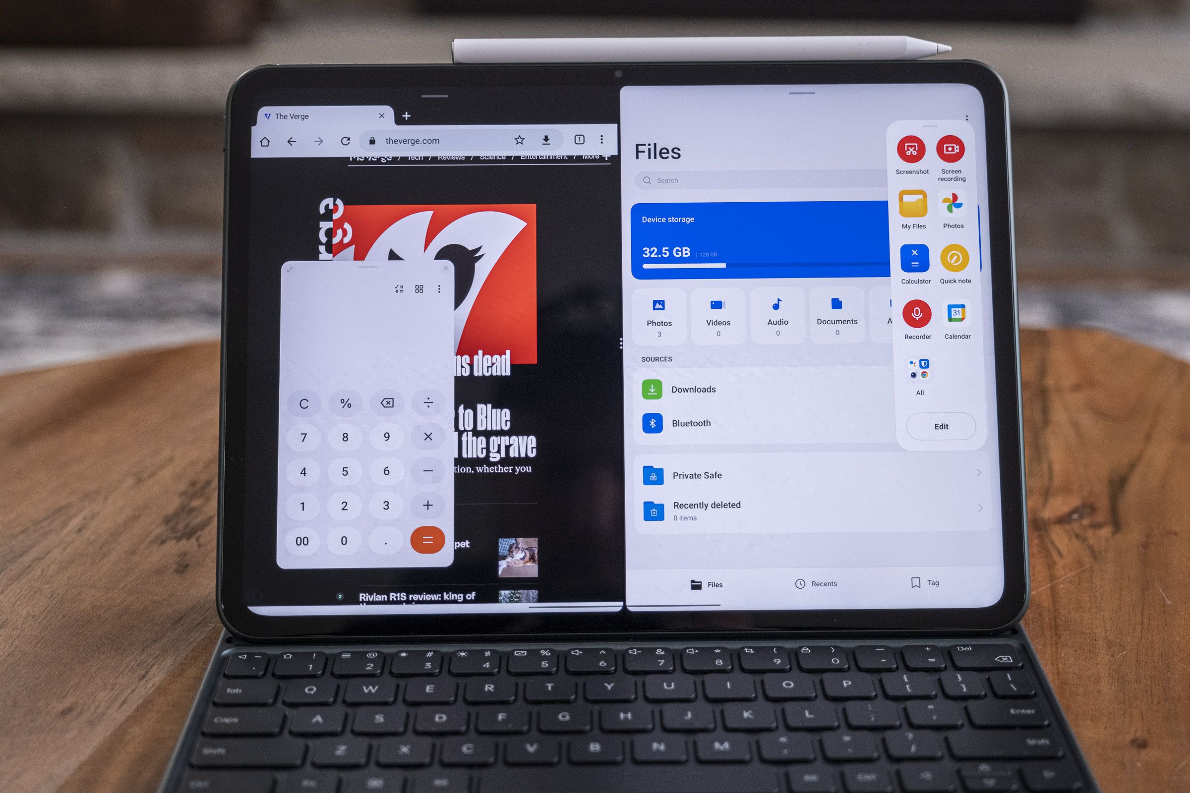 The OnePlus Pad running three apps at the same time
