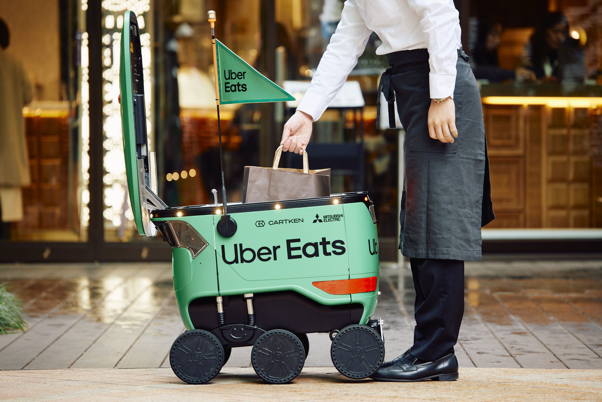 Uber Eats sidewalk delivery robot