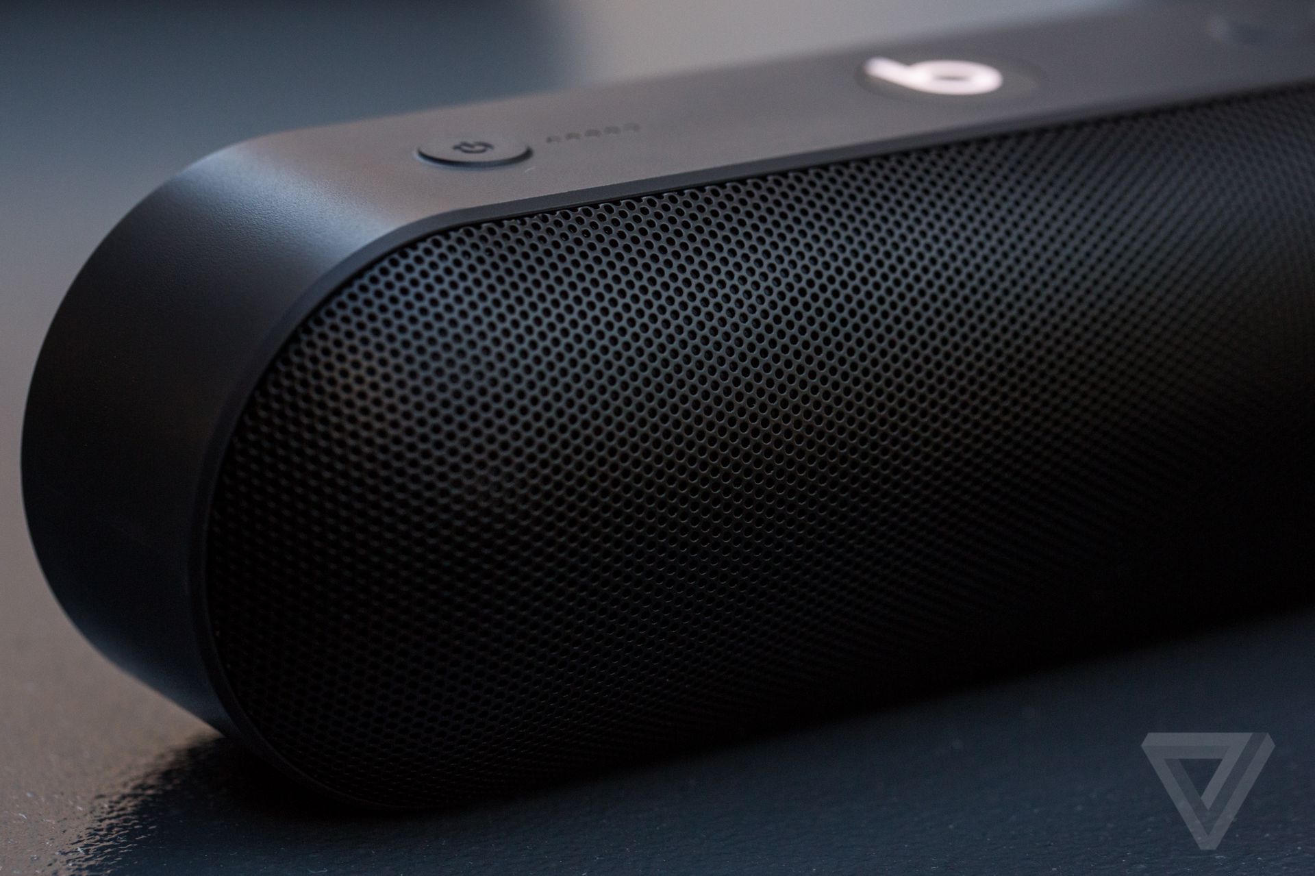 Beats Pill Is Its Best Speaker Ever The Verge