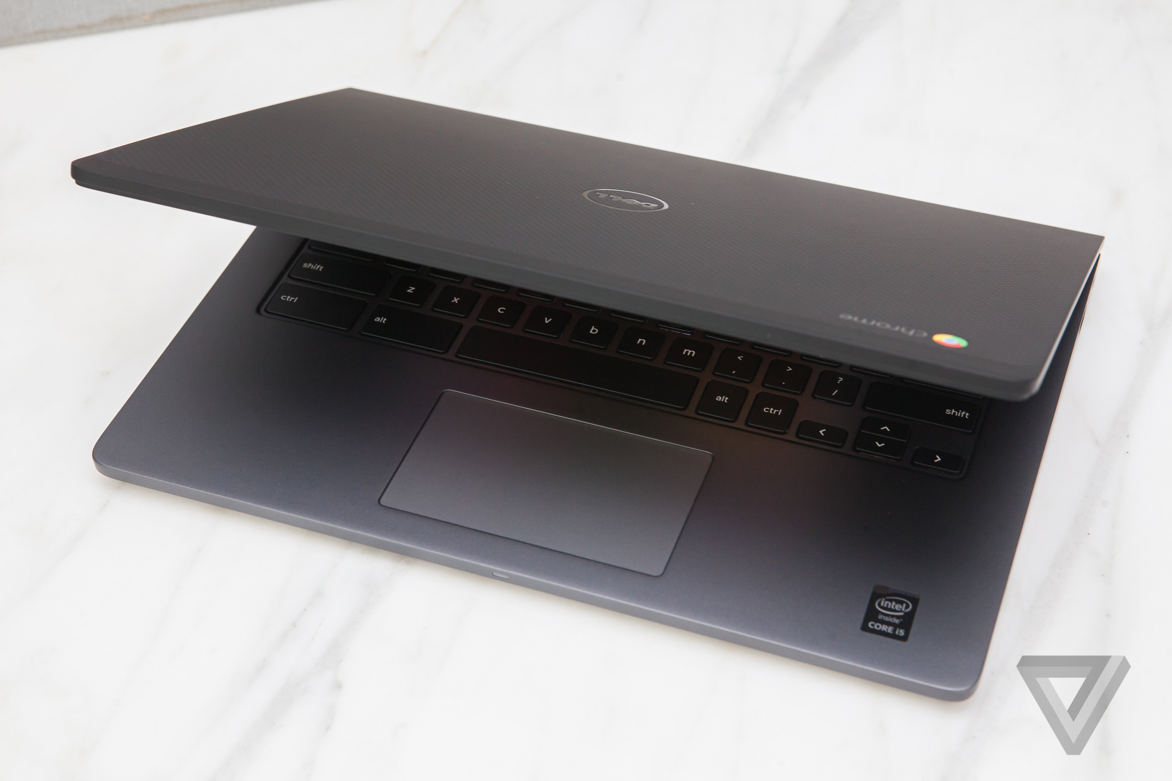 Dell Chromebook 13 hands-on photos