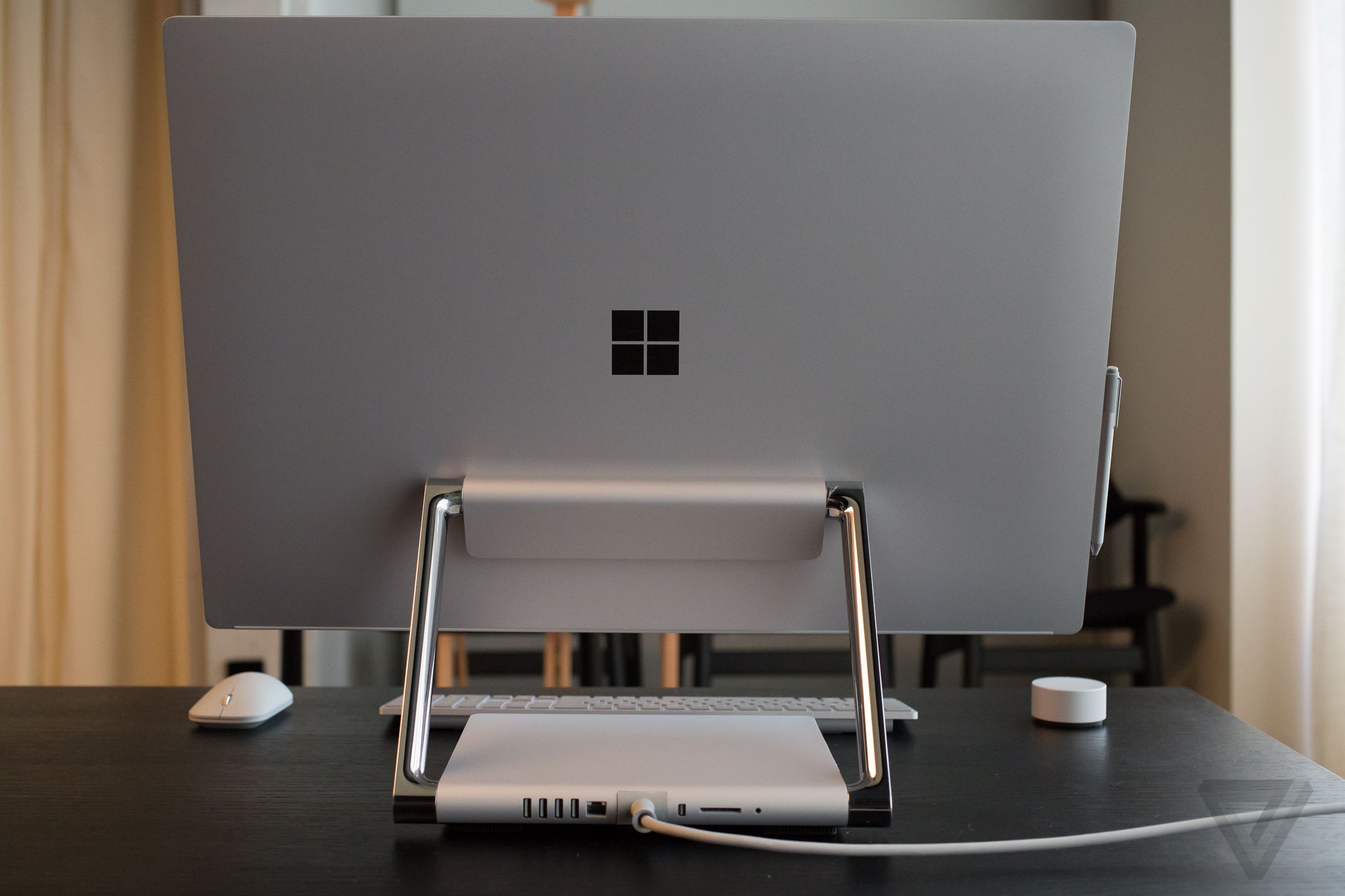 Surface Studio hinge photos