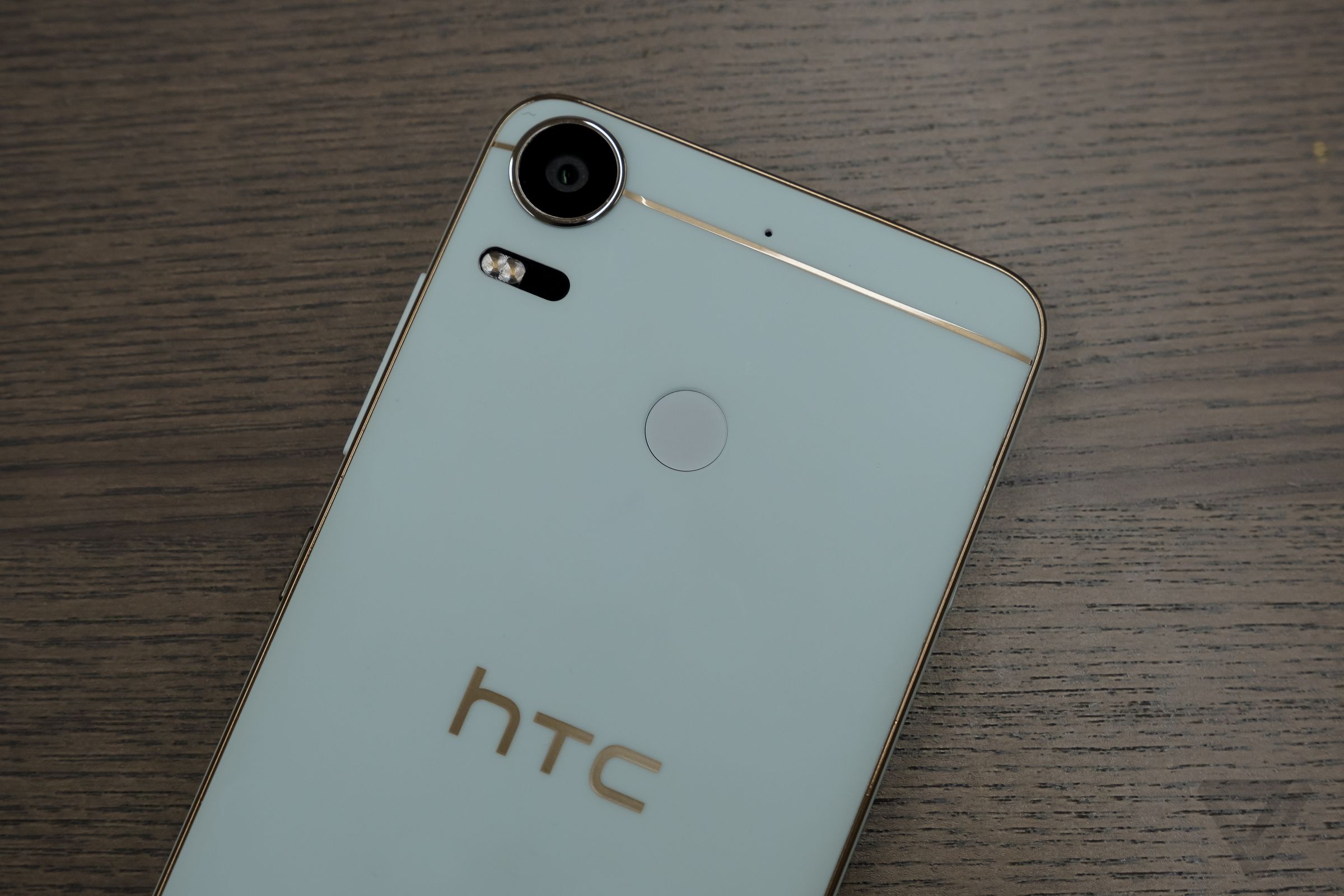 HTC Desire 10 pro