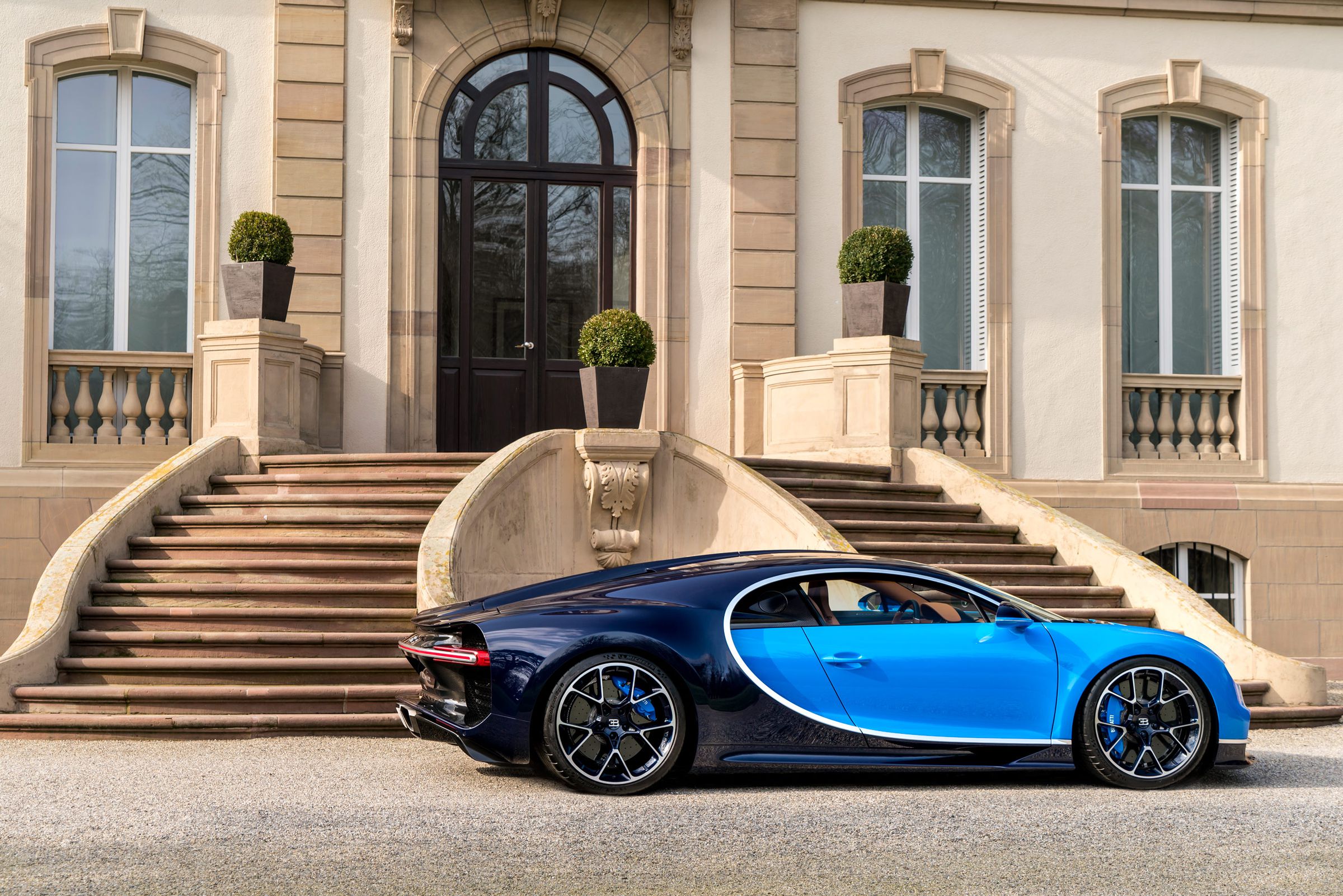 Bugatti Chiron additional photos