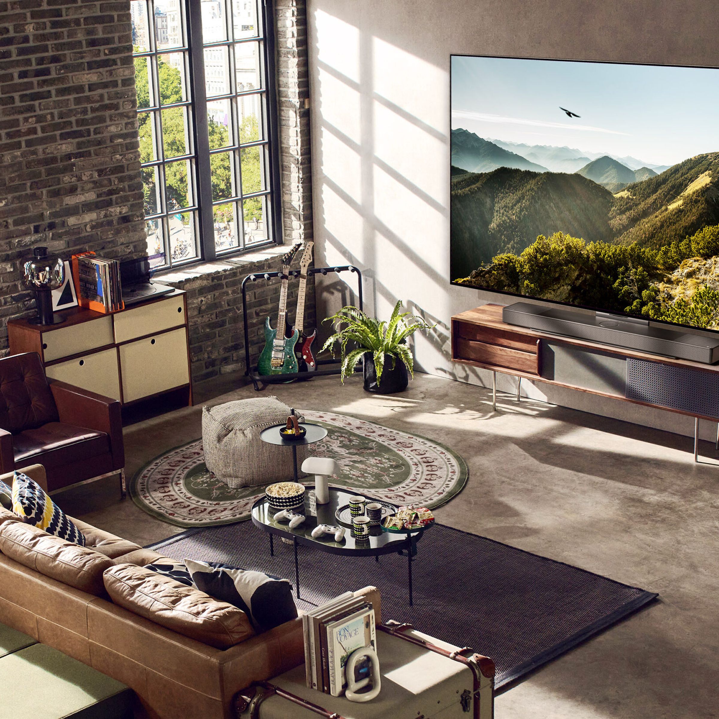 LG’s C3&nbsp;OLED TV turned on in a spacious living room.