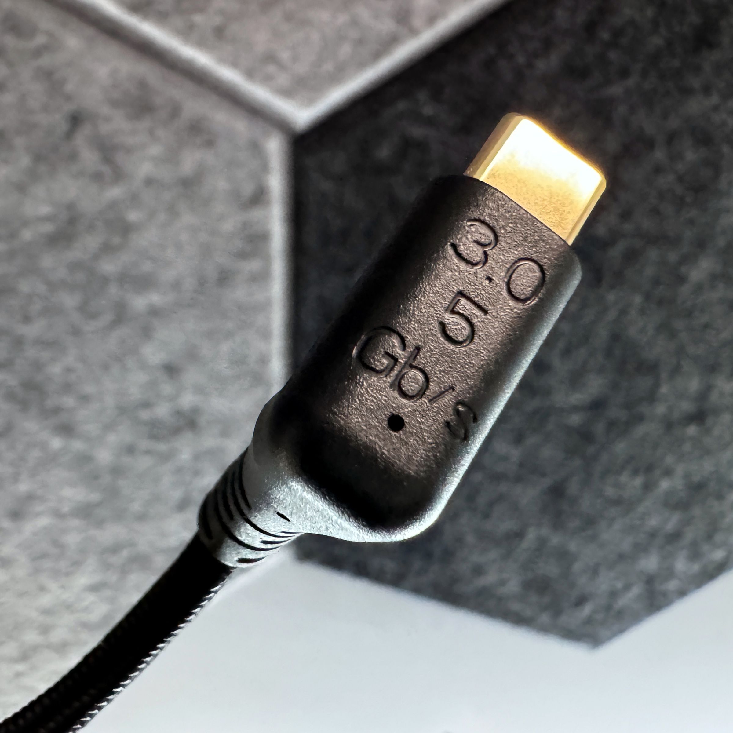 Elgato’s USB-C cable with bandwidth information.