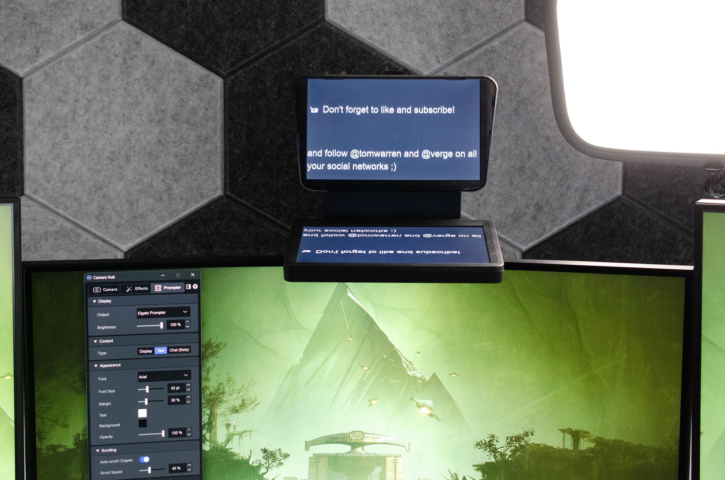 Elgato has its own teleprompter software for scripts and YouTube videos.