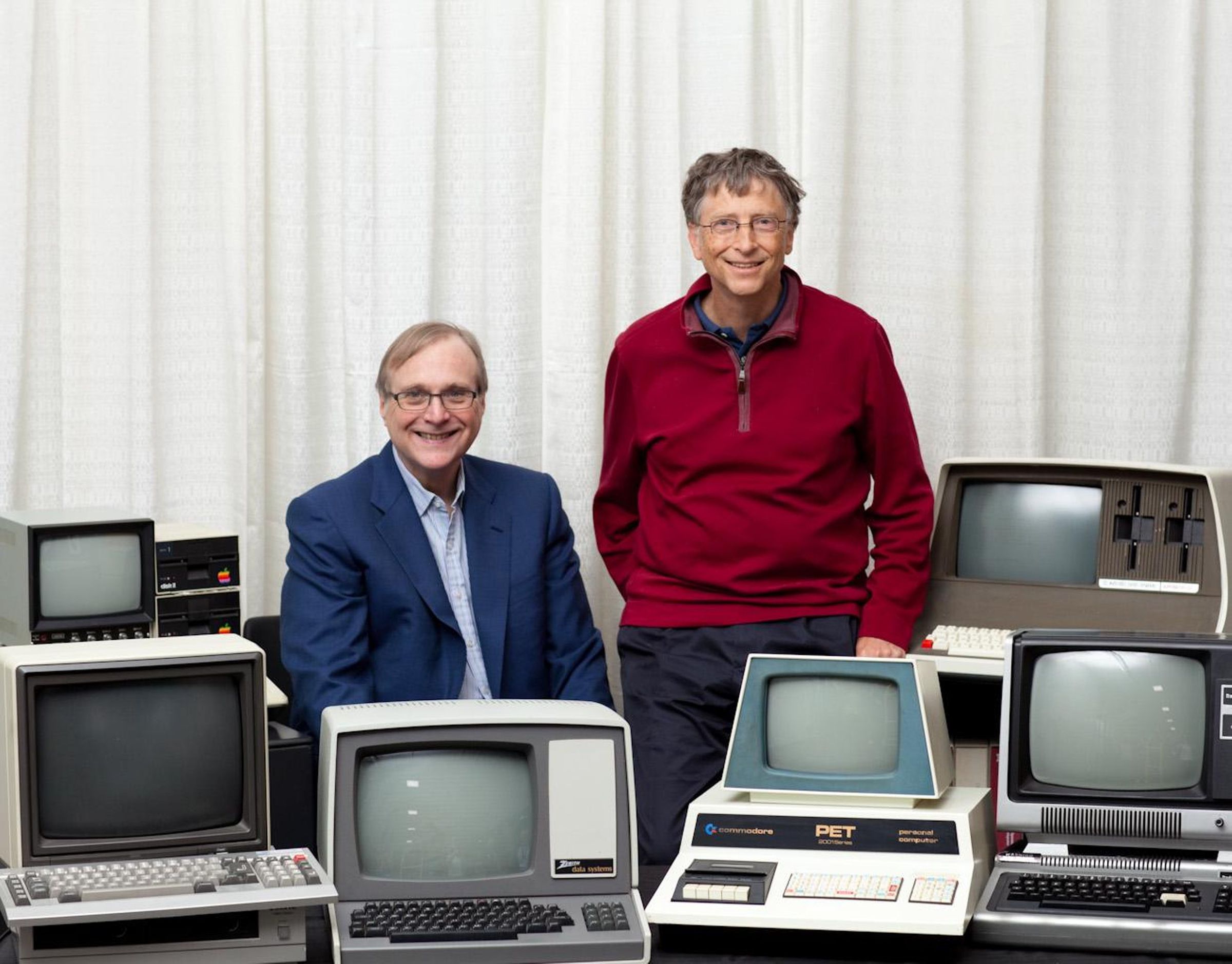 Paul Allen and Bill Gates re-create famous 1982 photo.