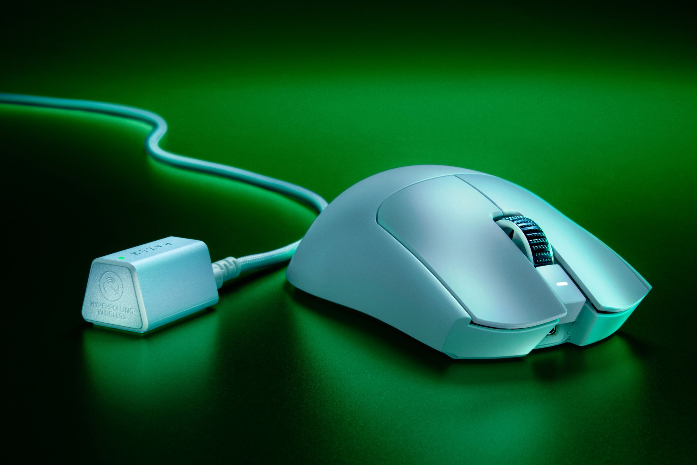 A white mouse with a typical sculpted rounded Razer design, somewhat evoking a hooded snake