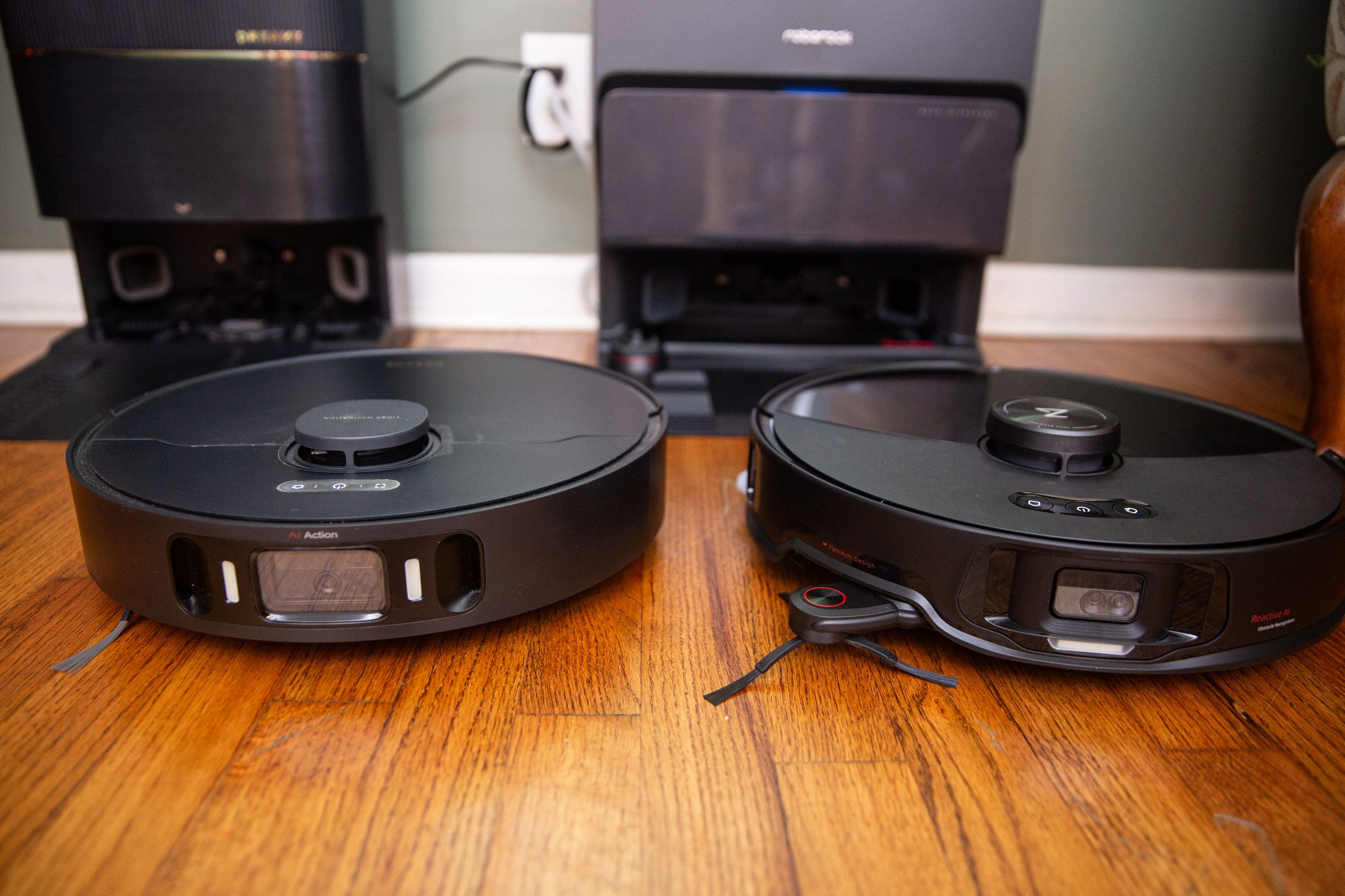 The Dreame X30 Ultra (left) and the Roborock S8 MaxV Ultra are both impressive robot vacuum mops.