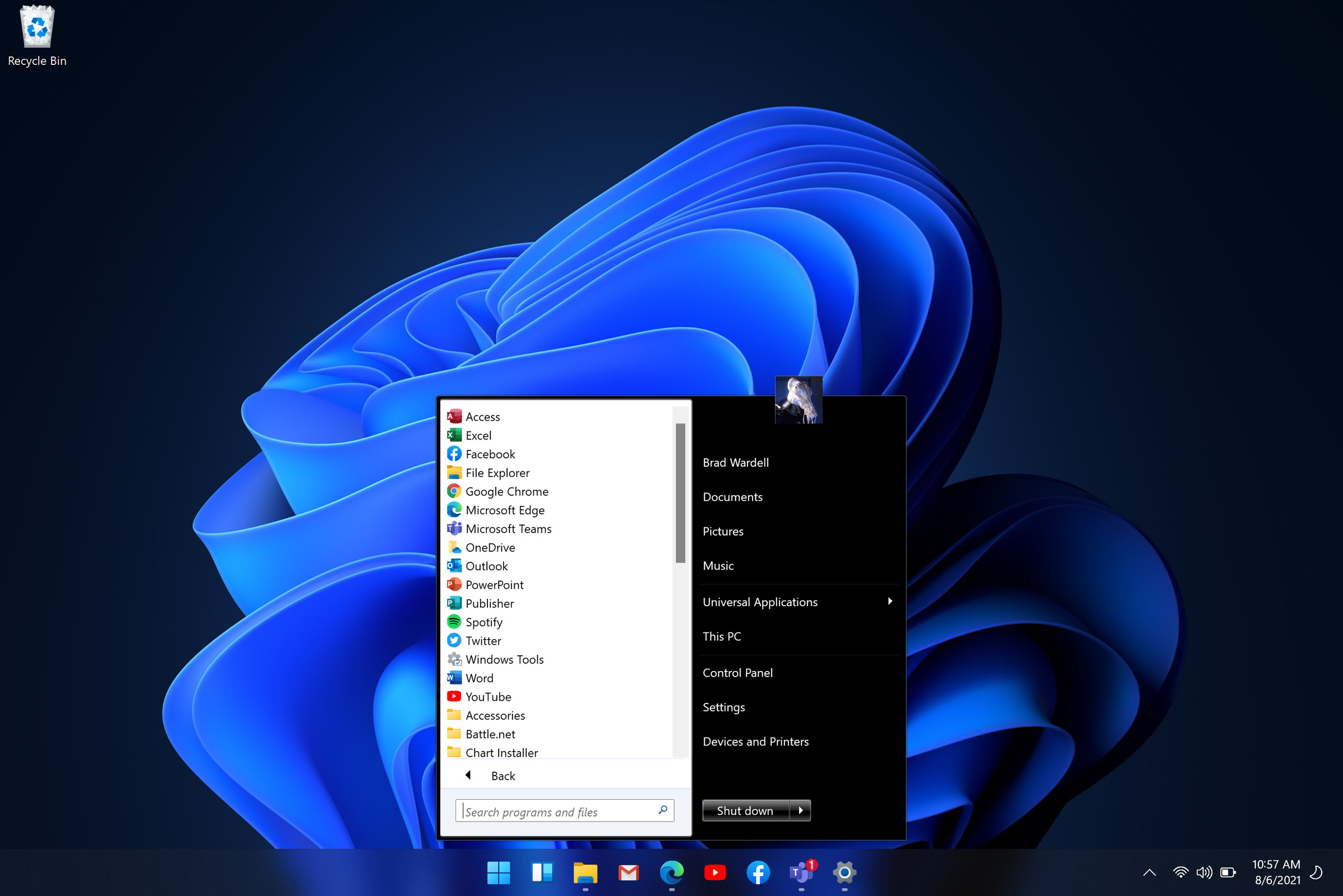 Start11’s Windows 7-style Start menu.