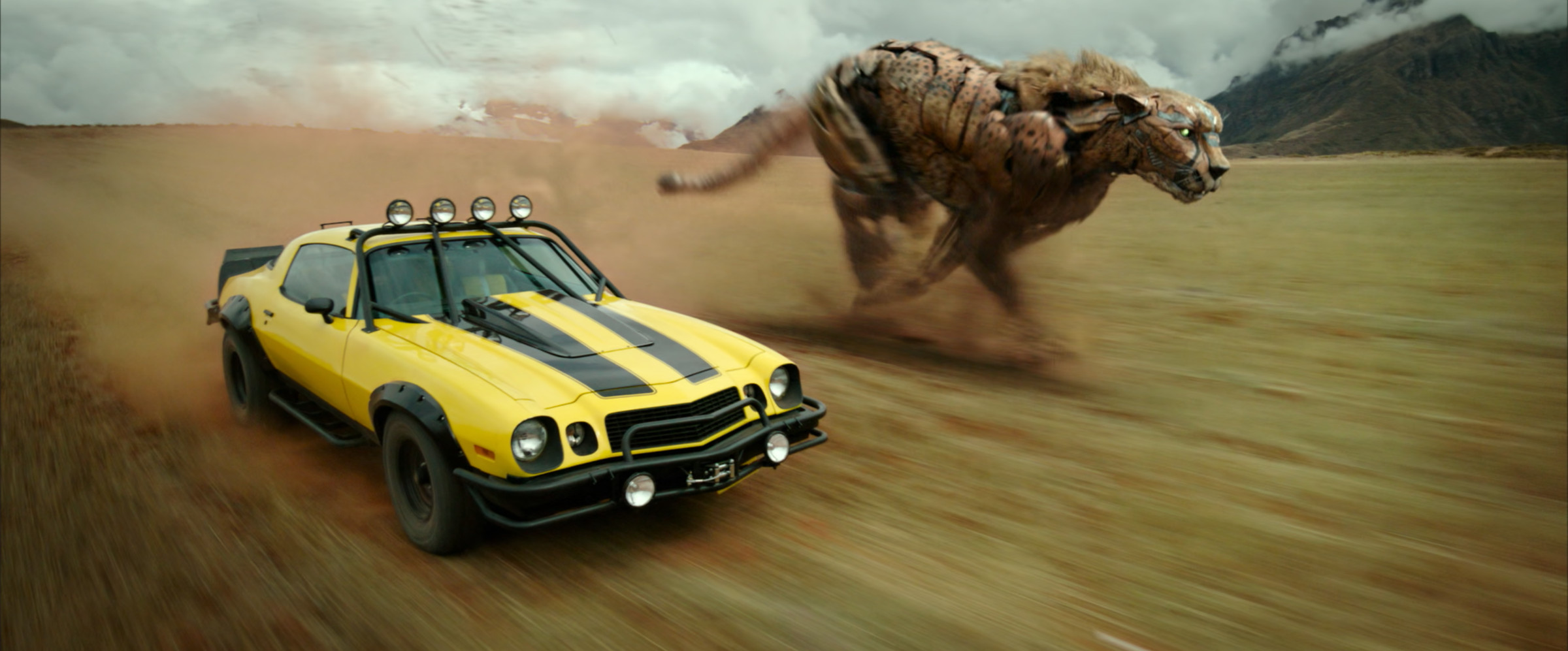 A still photo from Transformers: Rise of the Beasts.